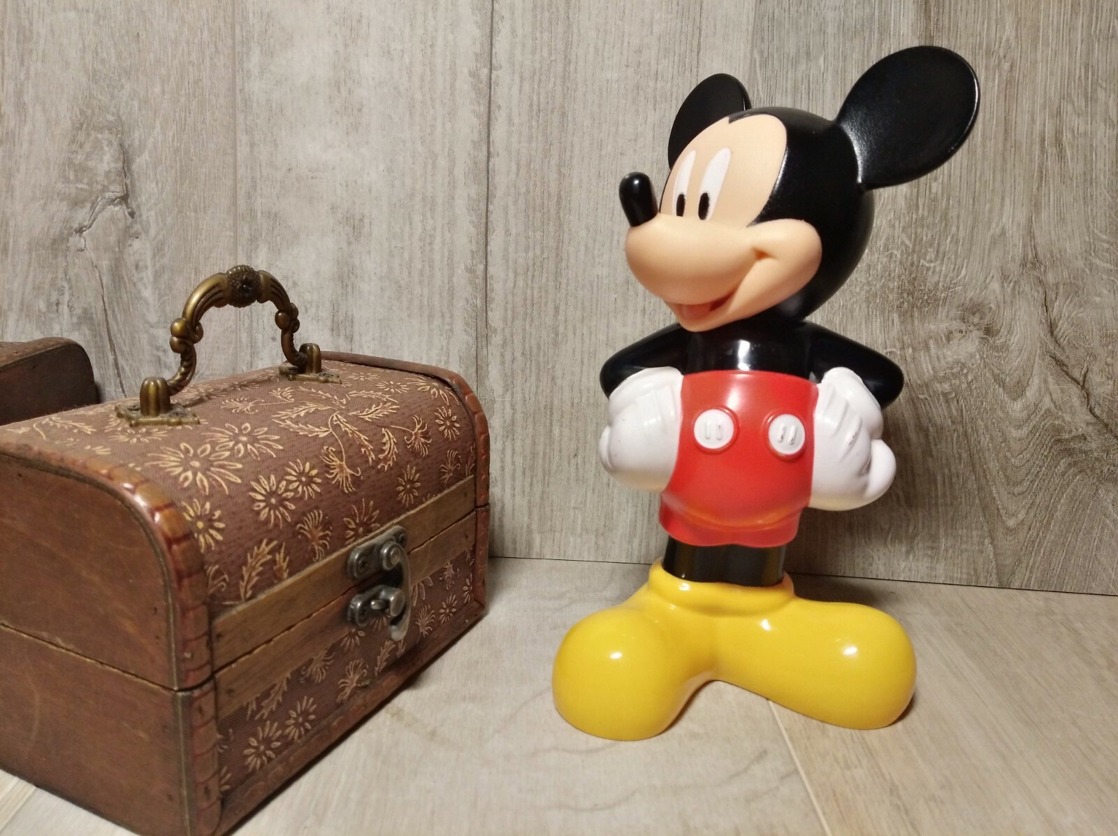 Mickey Mouse Walt Disne Toy Vintage 80s Produced by Walt Disney Housing Plastic