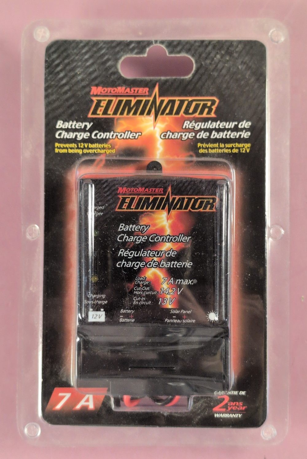MotoMaster Eliminator 7A Battery Charge Controller for 12V Solar 11-1880-8