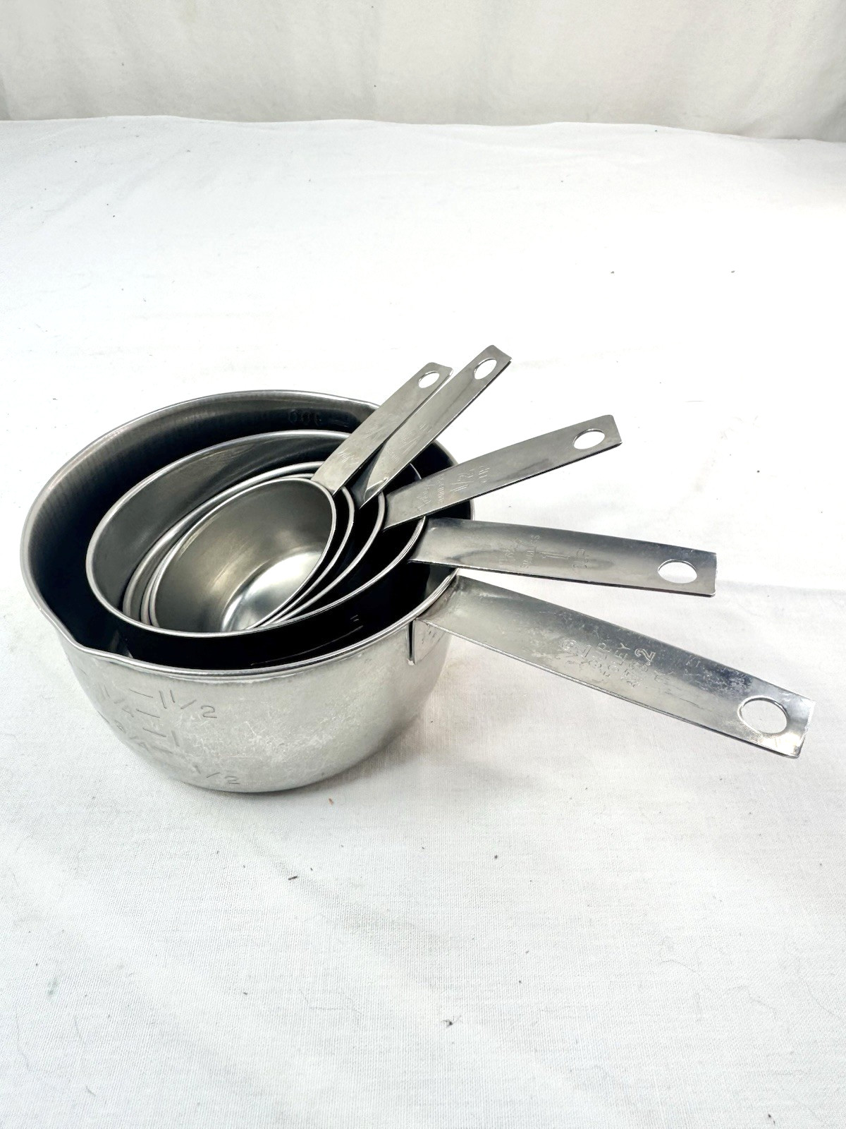 5 VTG Foley Stainless Steel Measuring Cup Set- 2 Cup 1 Cup 1/2 1/3 1/4 Script FS