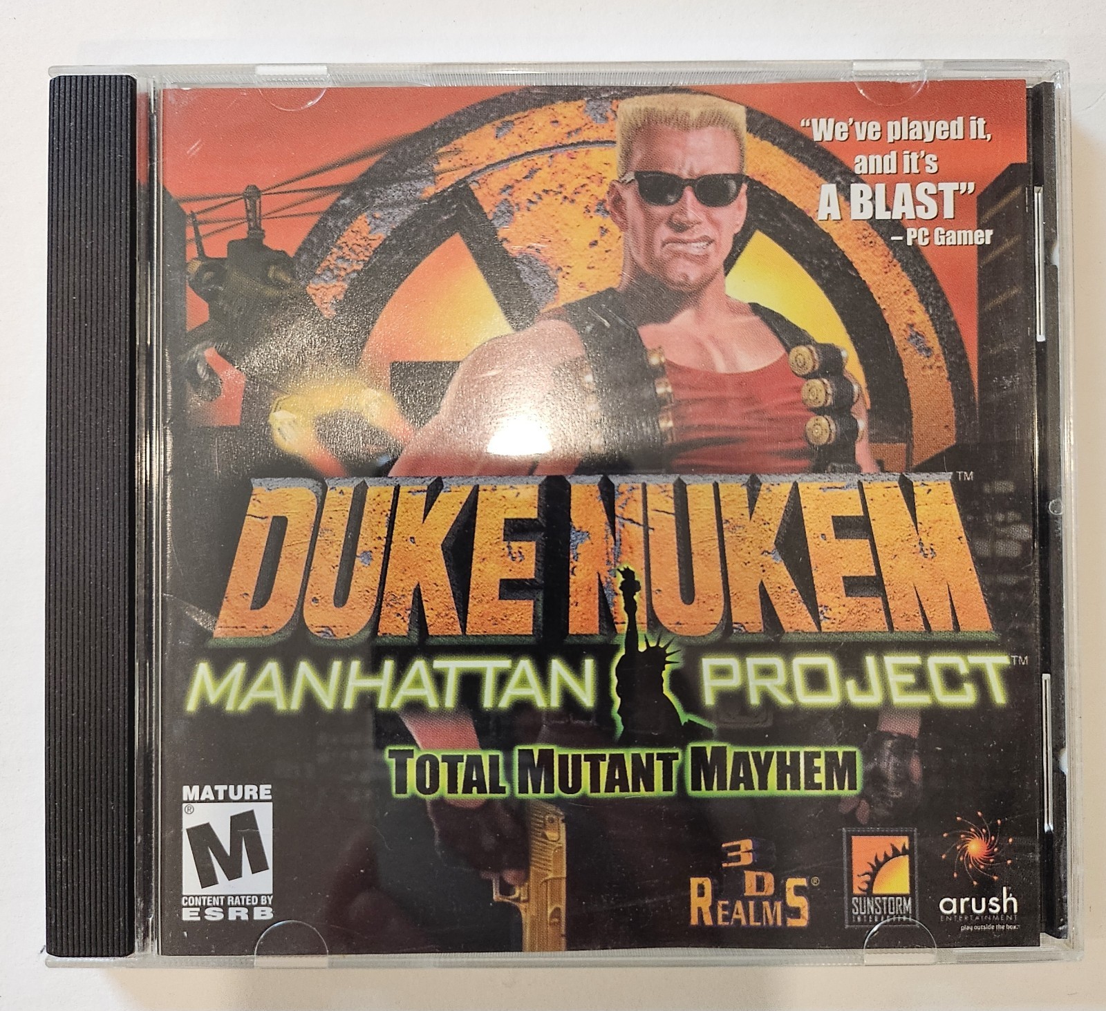 2002 Duke Nukem: Manhattan Project 2D Side-Scrolling Platformer PC Game  Rated M