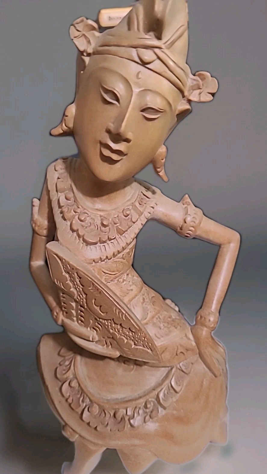 Balinese wooden Carved folk dancer Made In Bali Indonesia 8x5 