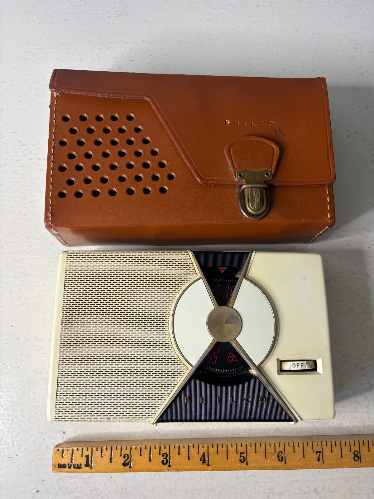 Philco First Transistor Radio T7-126 w/Leather Case 1950s Vintage USA Works