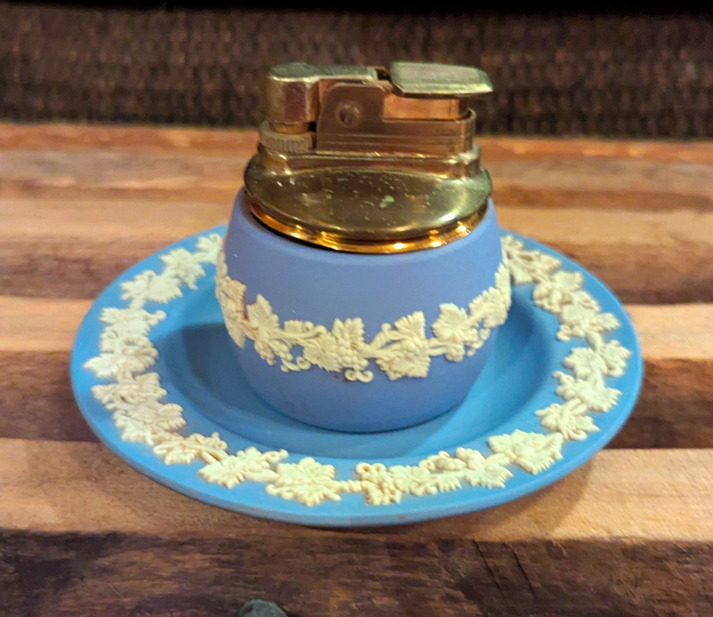 Wedgwood Jasperware Table Lighter Blue/White w/ Matching Dish/Ashtray Functional