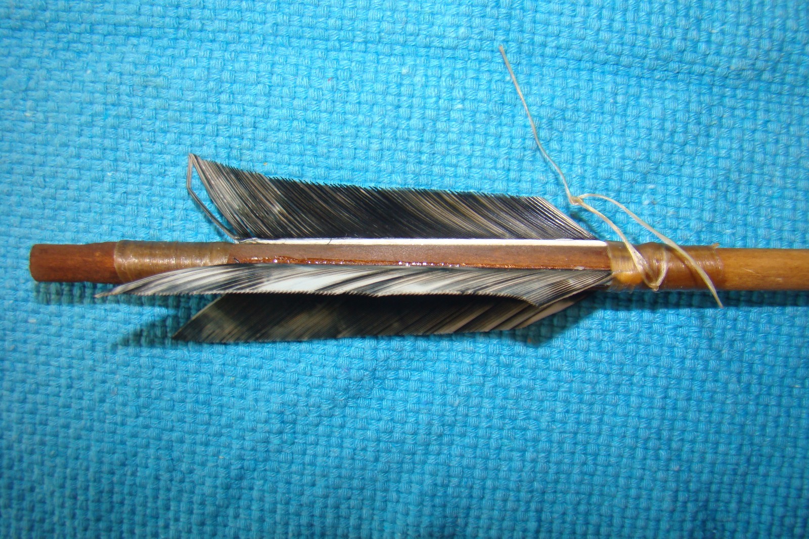 1 One Handmade Navajo 25 inch  Arrow w/Turkey flights & Stone chipped Arrowhead