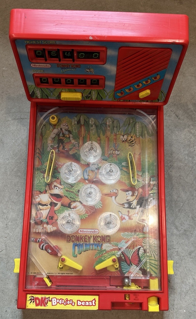 Donkey Kong Country Pinball (Nintendo 1995) DK Bodacious Beast - Untested