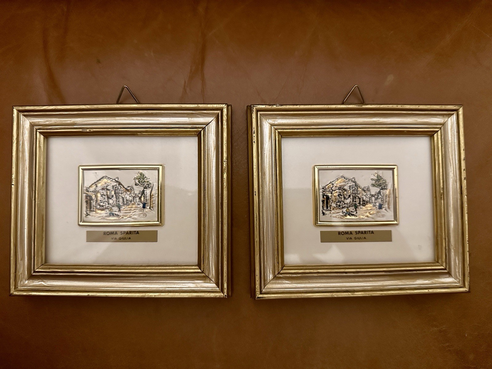 2 gold and silver Vintages 