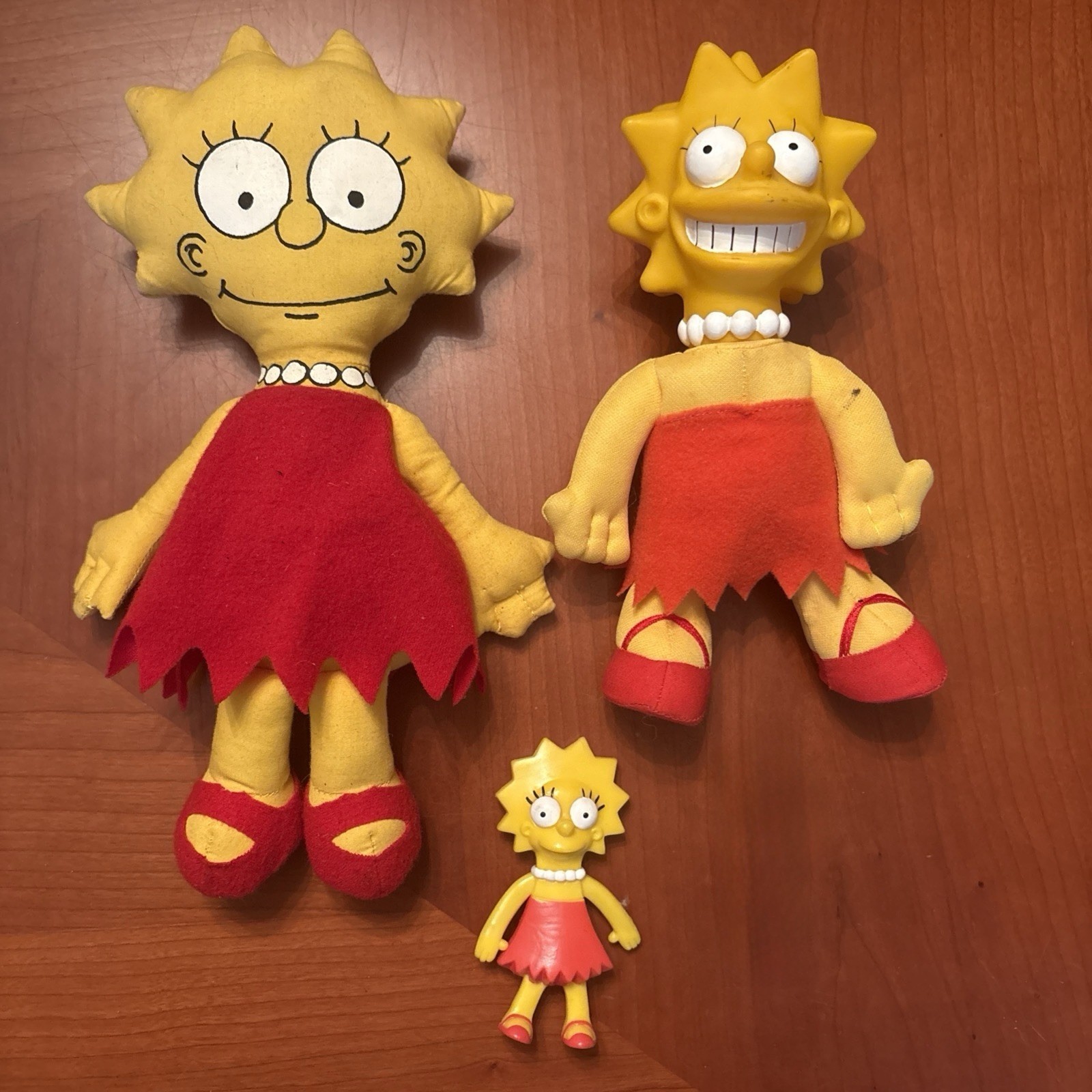 The Simpsons - Lisa Simpson Vintage 1990 Plush Dolls & Toys Lot