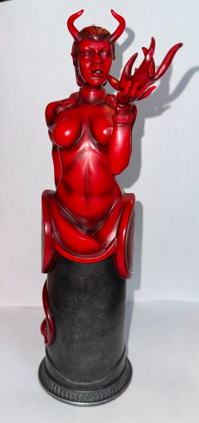 BioShock Infinite Devils Kiss Vigor Bottle Limited Edition #153/500 MINT