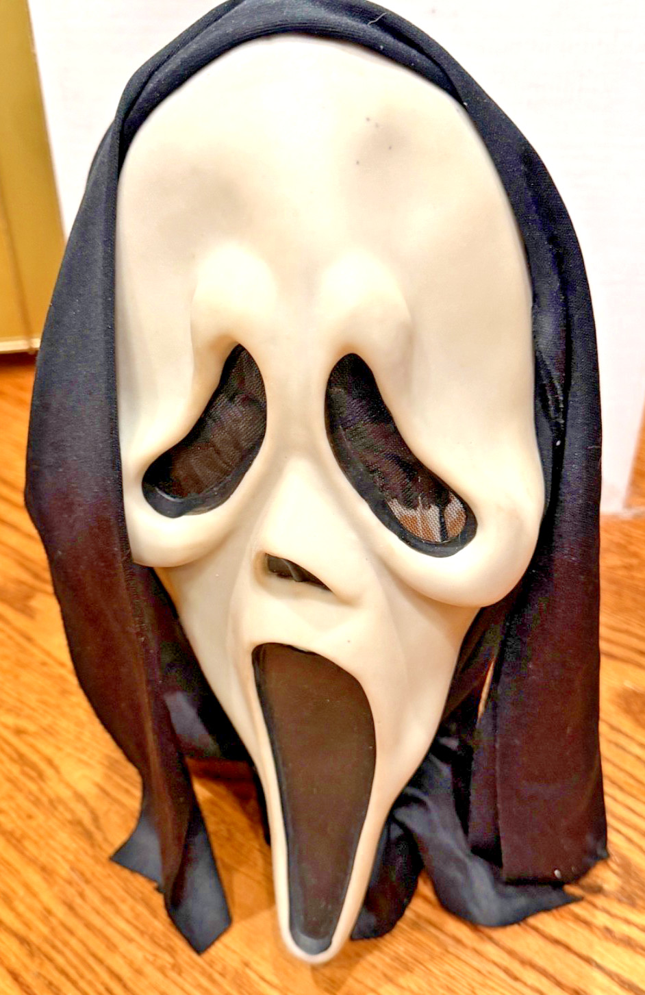 GHOSTFACE  MASK SCREAM  HALLOWEEN MASK EASTER UNLIMITED INC TRUE VINTAGE