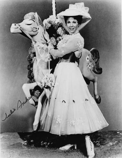 Julie Andrews poses a studio portrait 1960 United States Old Photo