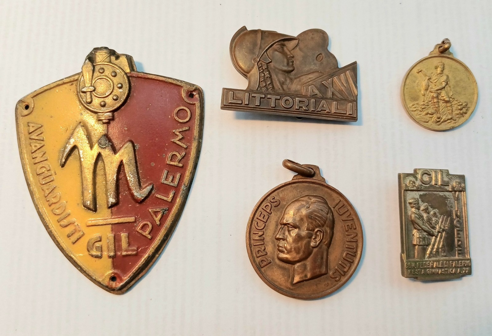 WW2 PALERMO GIL AVANT-GARDE SHIELD LOT 3 LITERARY BADGES MEDAL 35