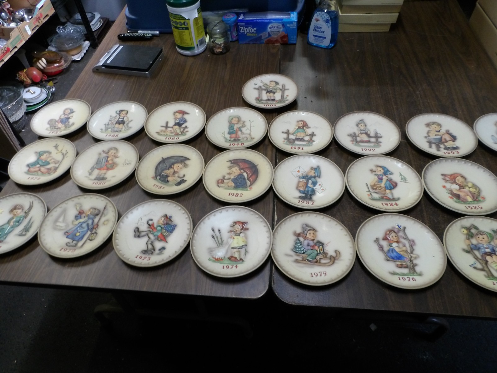 1971-1995 Hummel Plate Collection, 25 Total, No Duplicates