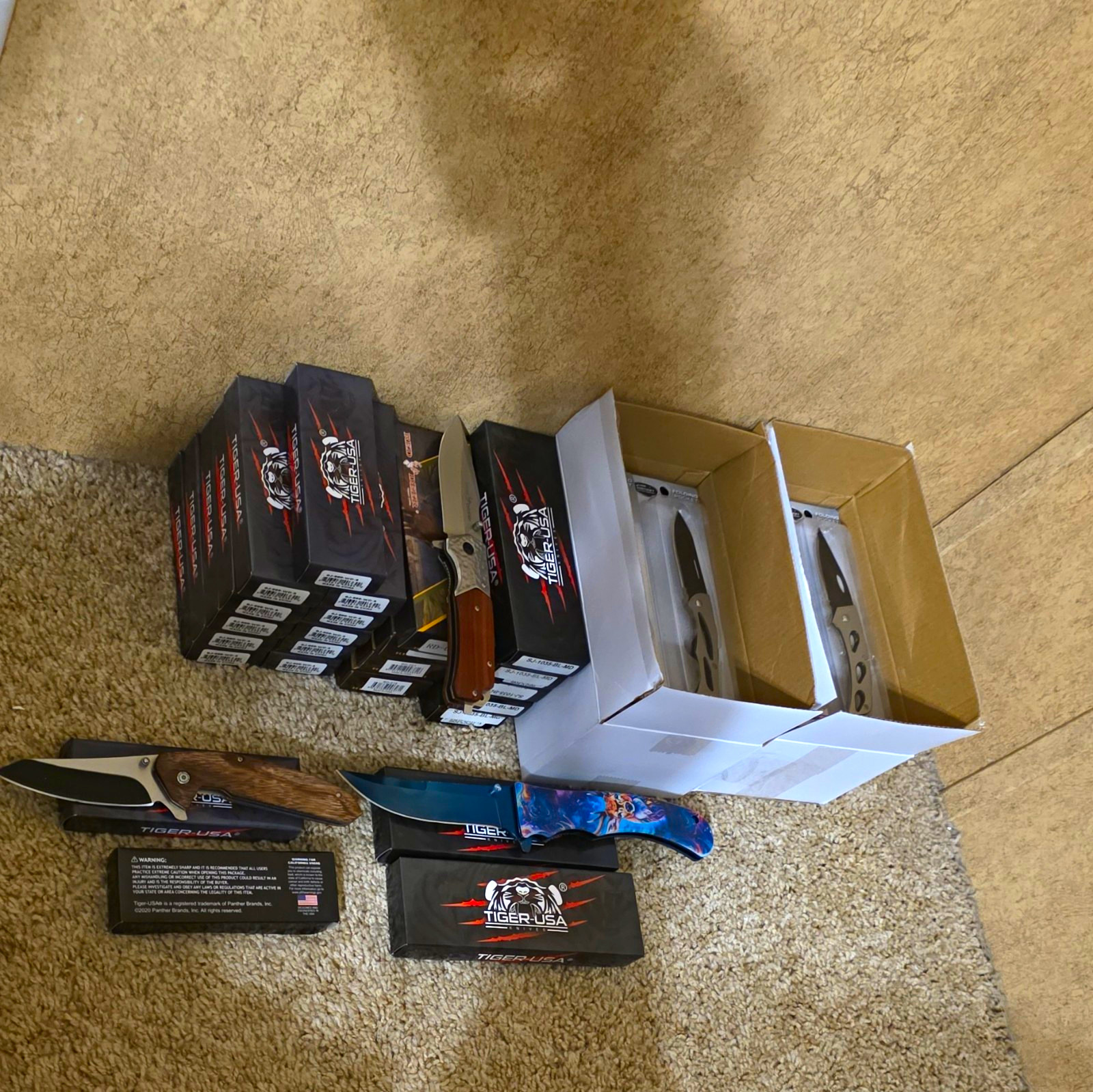 Tiger USA/Red Deer Lot 47 Knives New In The Box