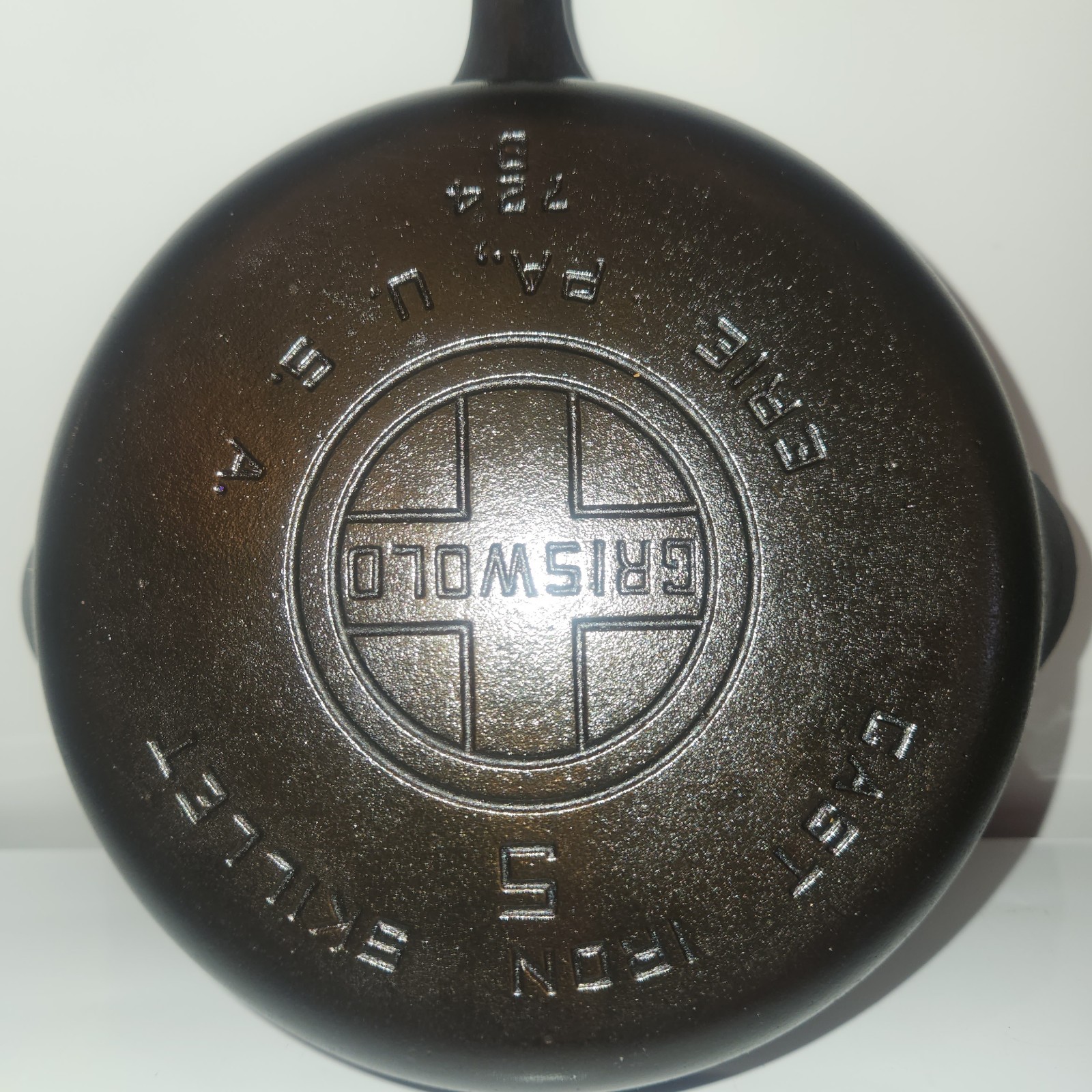 Vintage Large Block Logo Griswold No 5, 724 Cast Iron Skillet Chrome Nickel