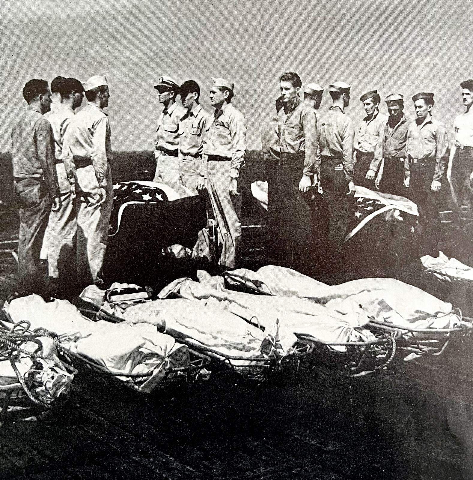 The Heroic Dead Burial At Sea Ceremony 1945 WW2 Photo Print Military DWHH10