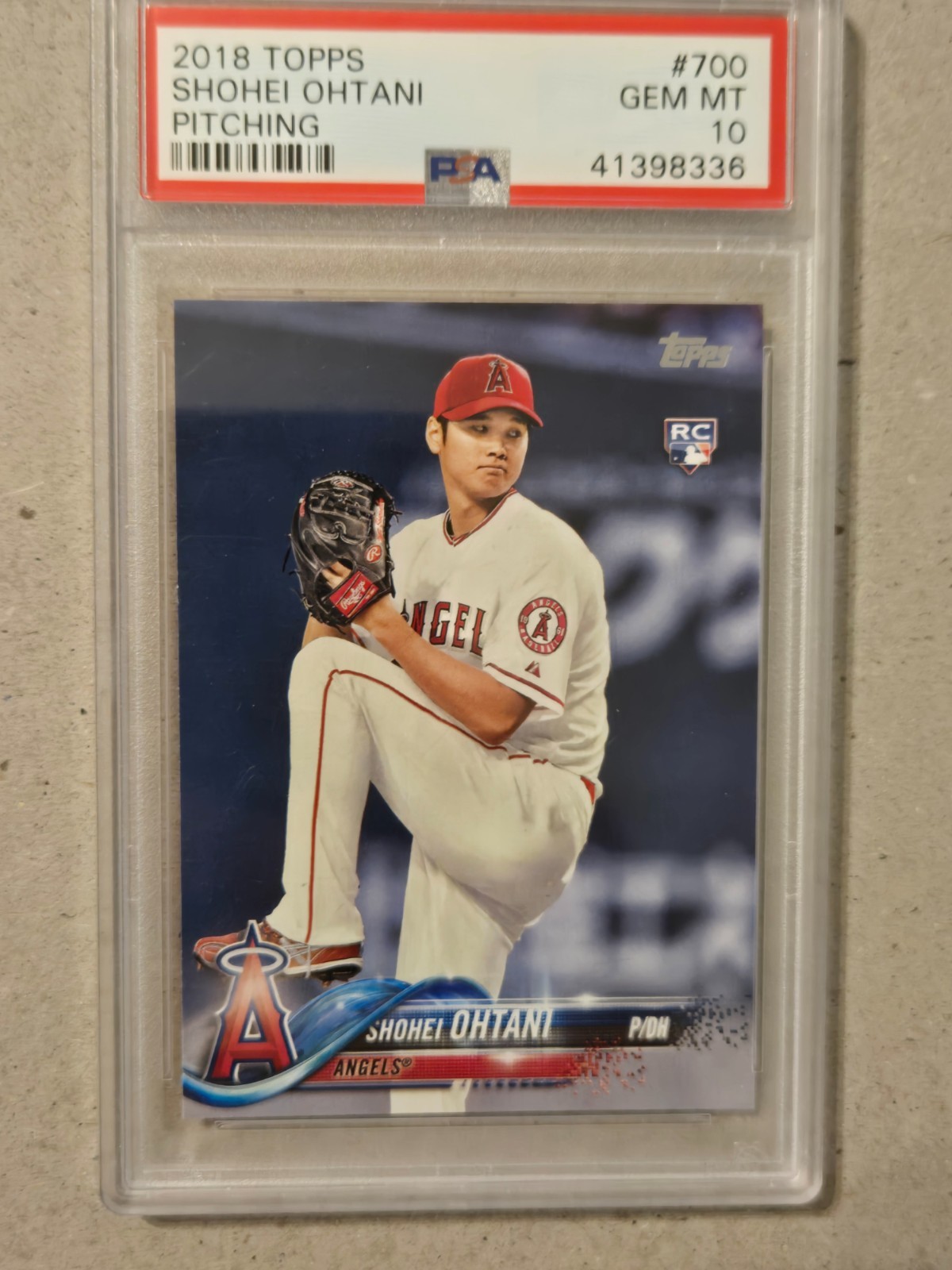 2018 TOPPS SHOHEI OHTANI #700 ROOKIE CARD GRADED PSA 10 GEM MINT