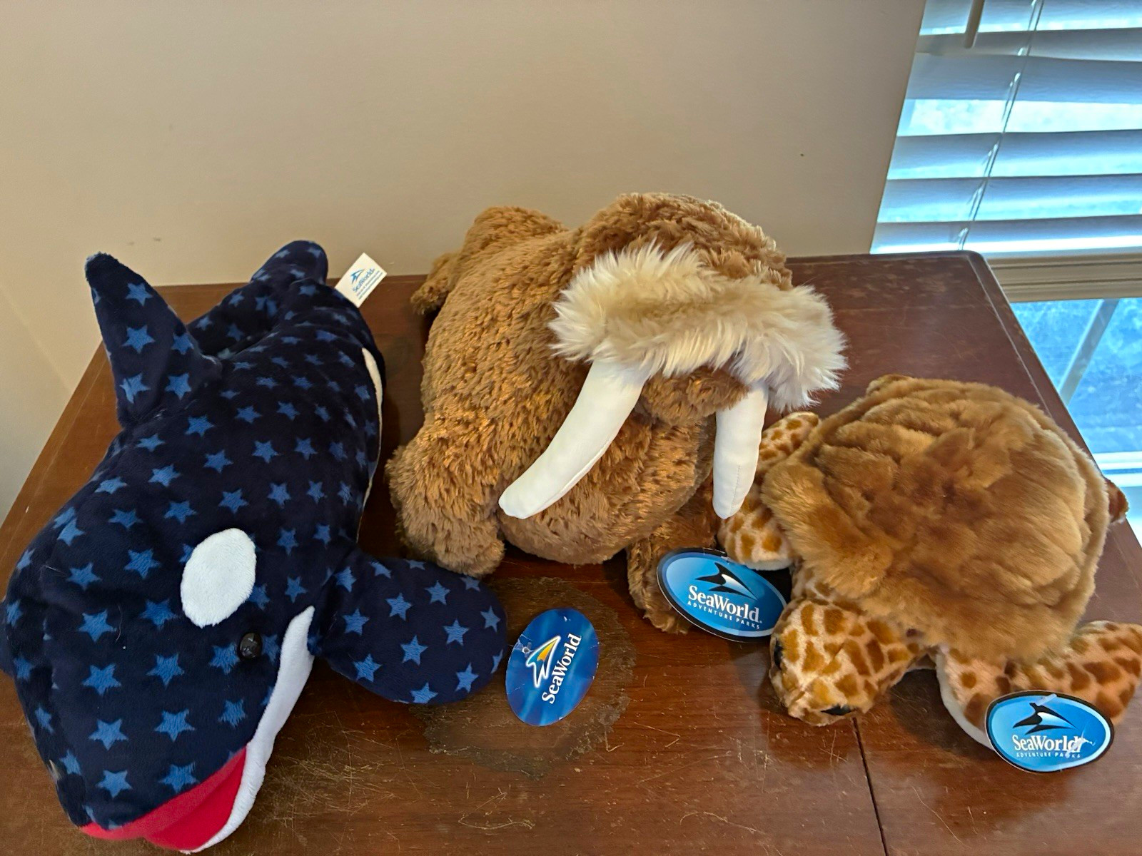 SeaWorld Adventure Parks Plush Lot Orca Whale Walrus Sea Turtle w/ Tags