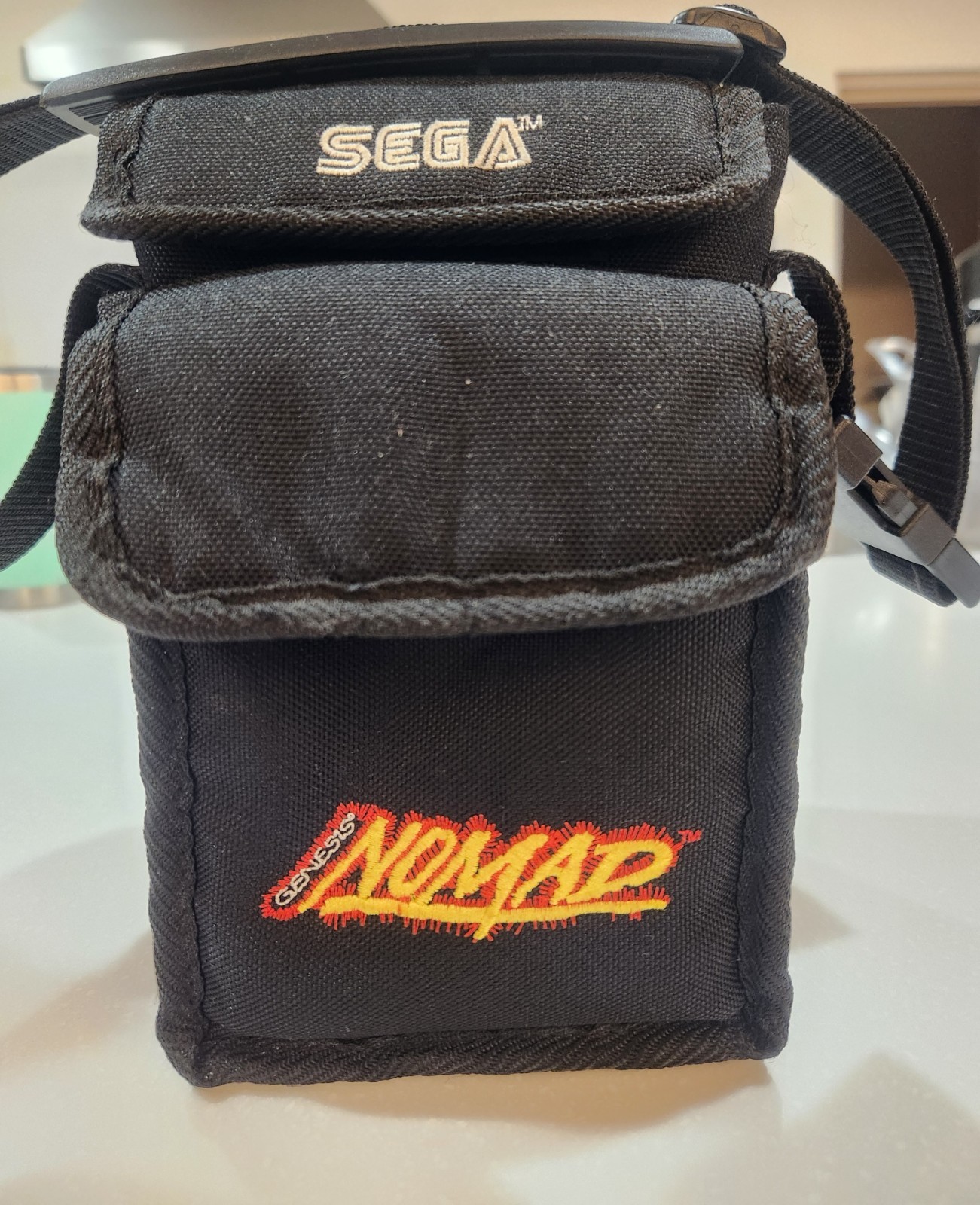 Sega Genesis Nomad Carrying Travel Case Shoulder Bag RARE; Excellent Condition