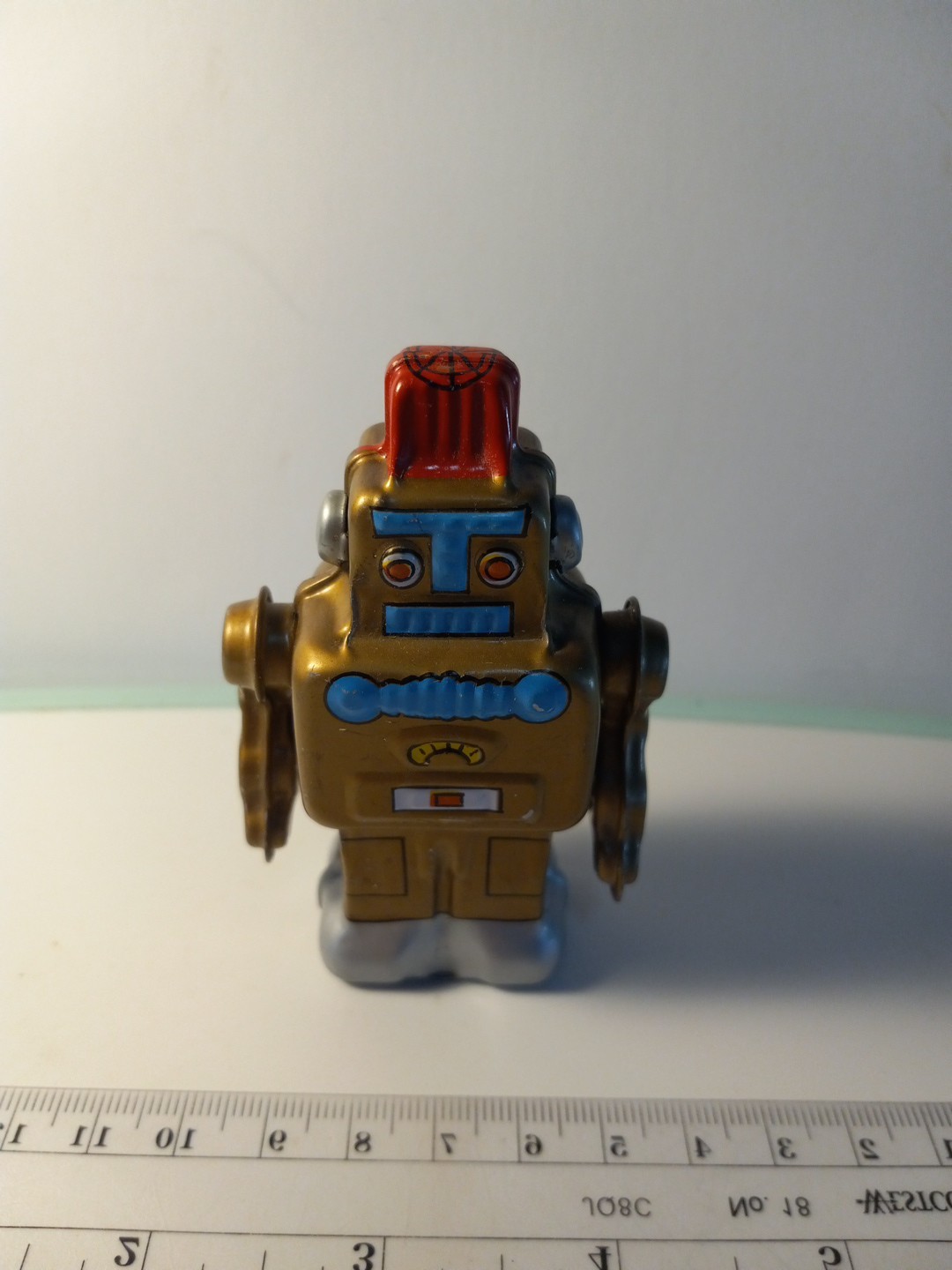 MS257C MECHANICAL ROBOT WIND UP SPACEMAN SPACE TOY 