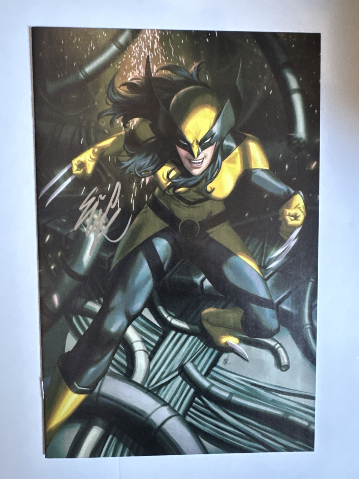 LAURA KINNEY WOLVERINE #3 1:100 X-23 VIRGIN VARIANT MARVEL SIGNED w COA