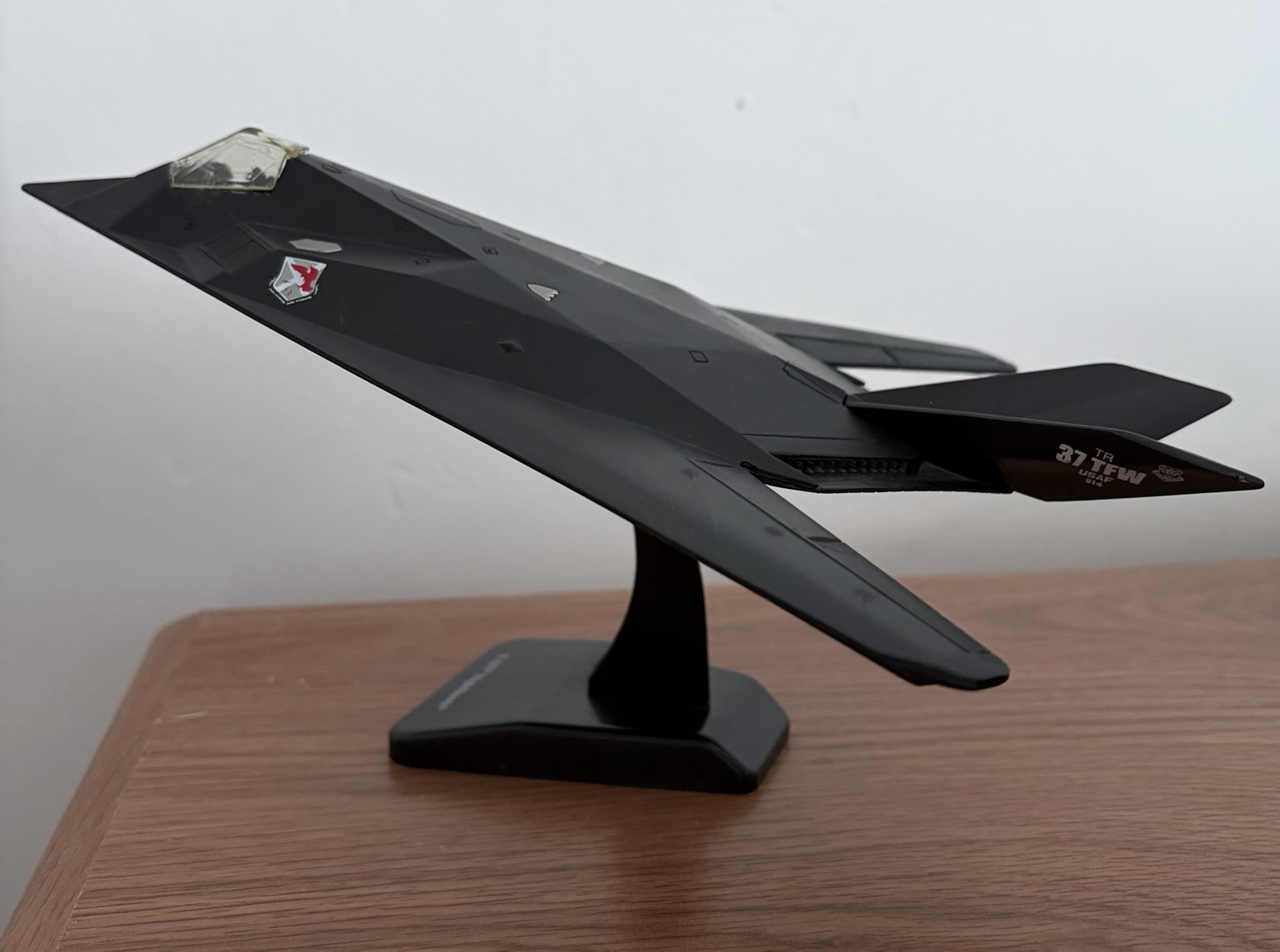 F-117A Nighthawk Stealth Fighter Collectible Desk Model Display Replica