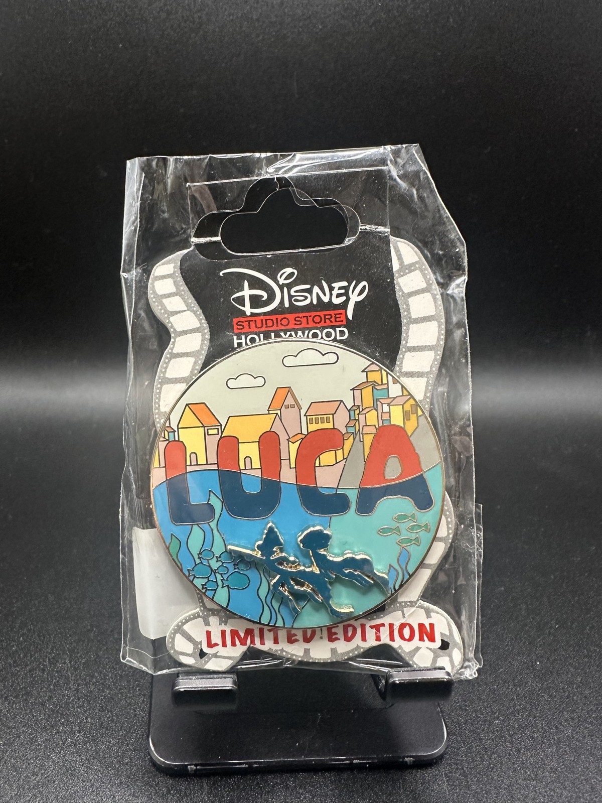 Luca Logo Disney Pixar Alberto Sea Monsters DSSH Premiere Pack Pin LE 200