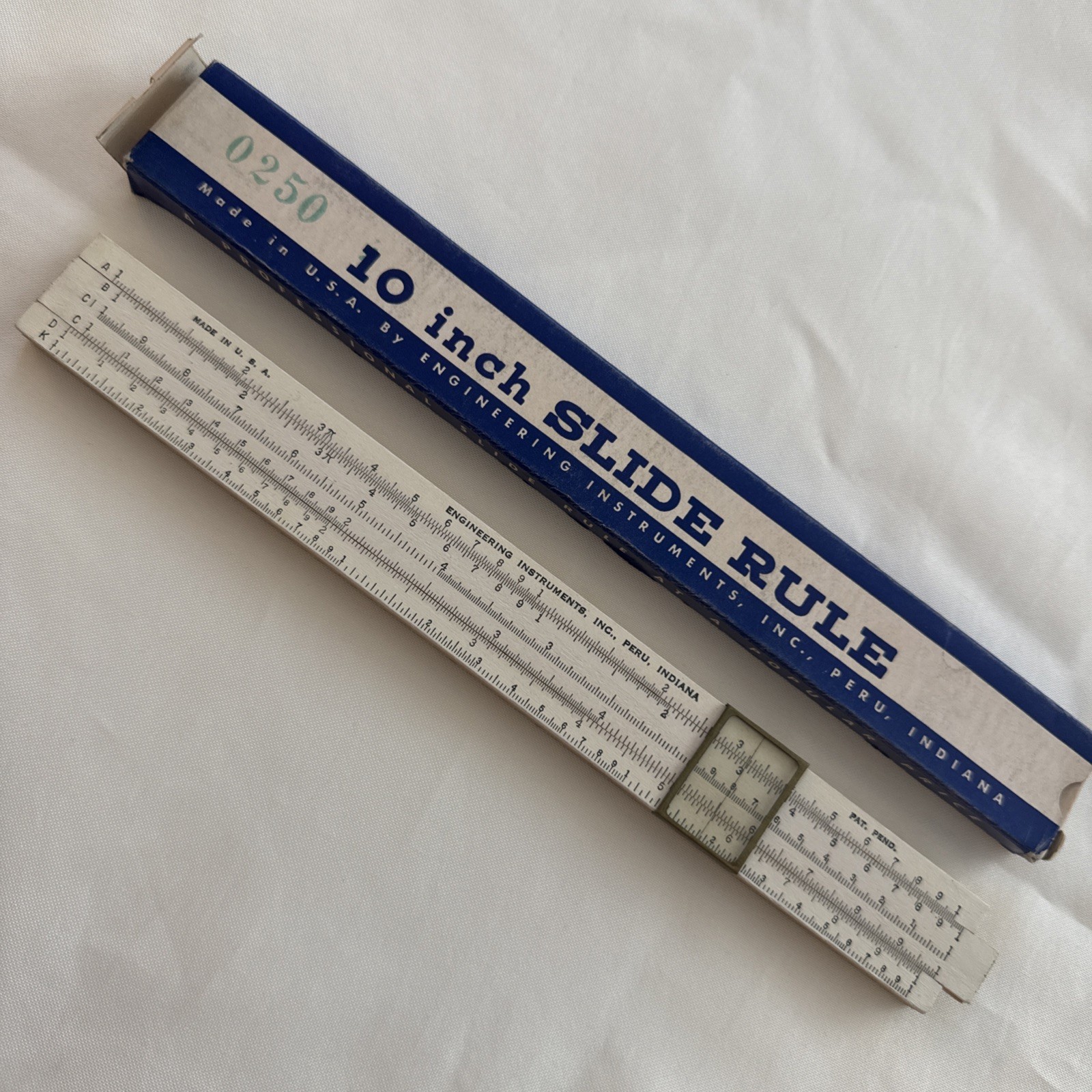 Engineering Instruments Inc. 10” Wooden Slide Rule In Original Box Made in USA