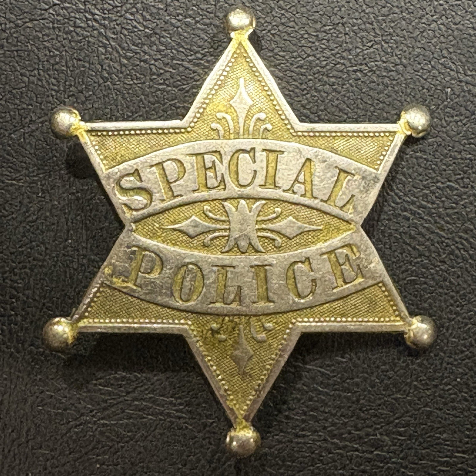 Antique S.G. Adams ST. LOUIS Special Police Star Badge C-Catch 1890s-1910s Rare