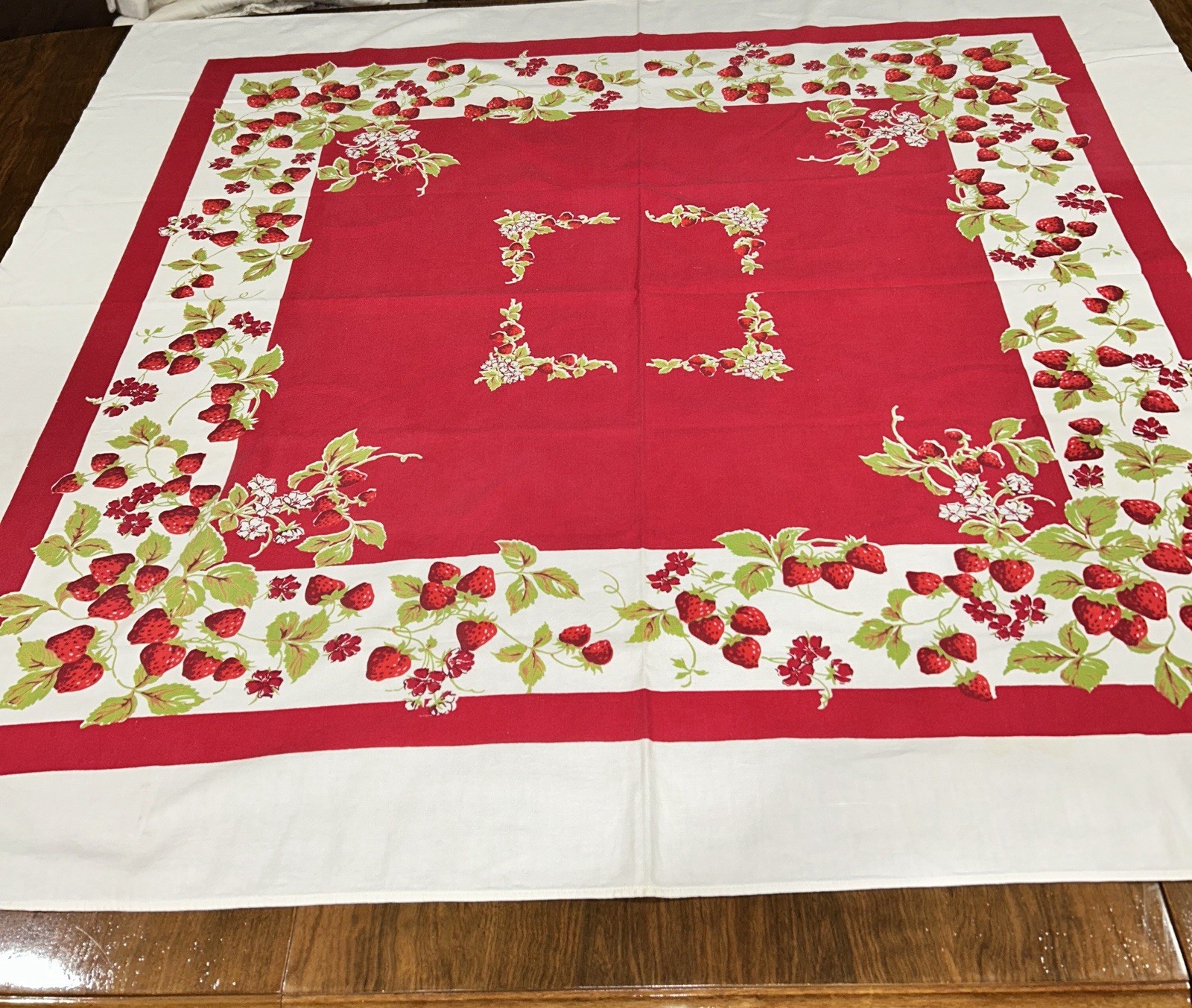 Vintage Red White & Green Strawberry Pattern Dining Room Tablecloth MCM Sweet