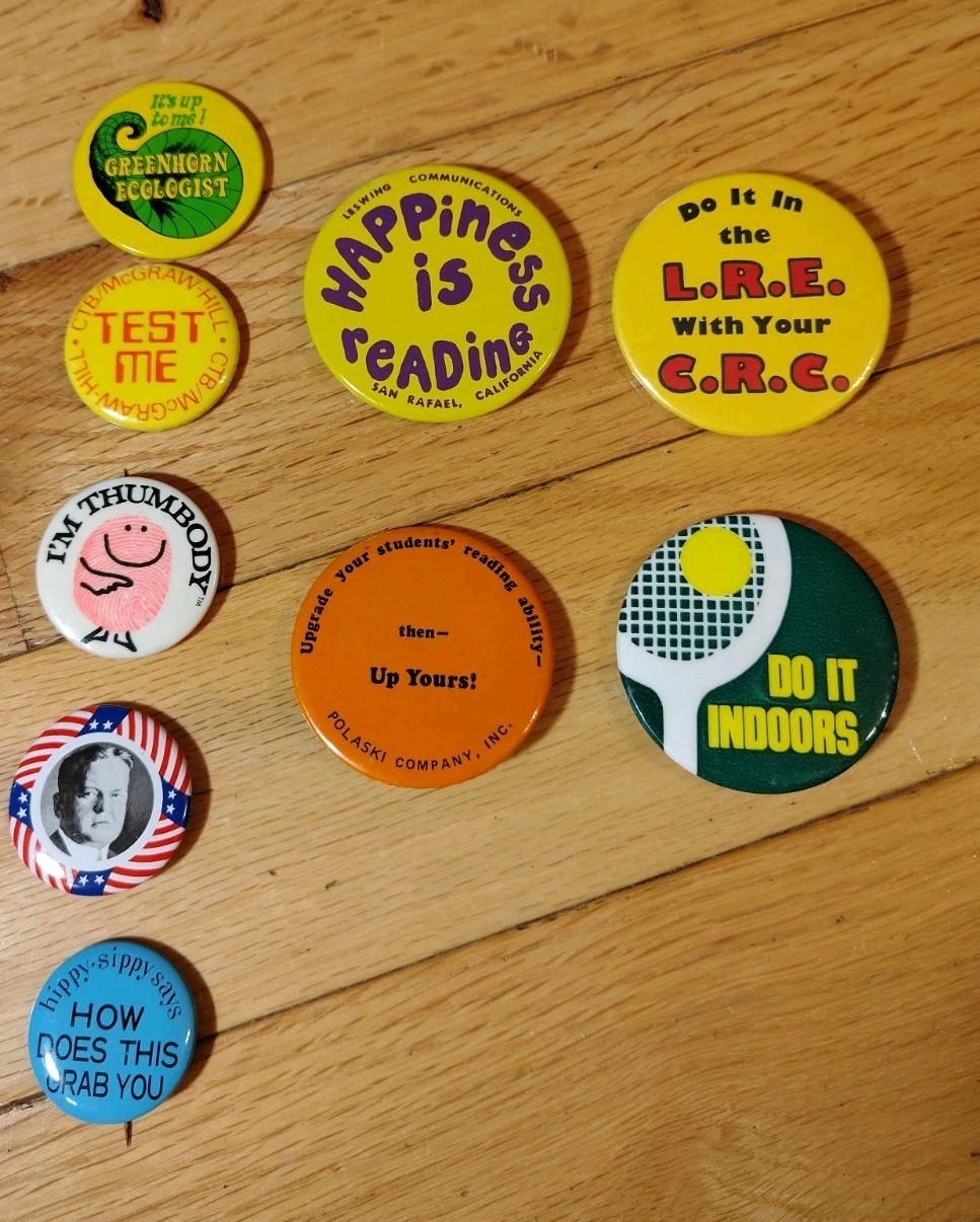 Miscellaneous Vintage Pin On Buttons Lot Of 12