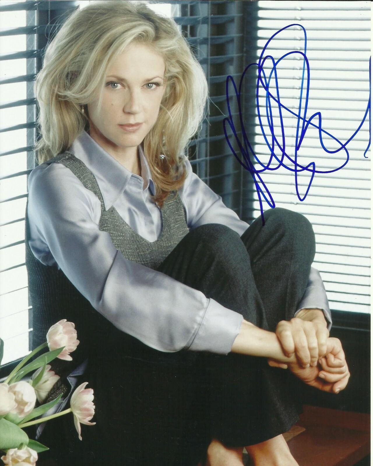 ALLY WALKER SIGNED PHOTO  PROFILER 