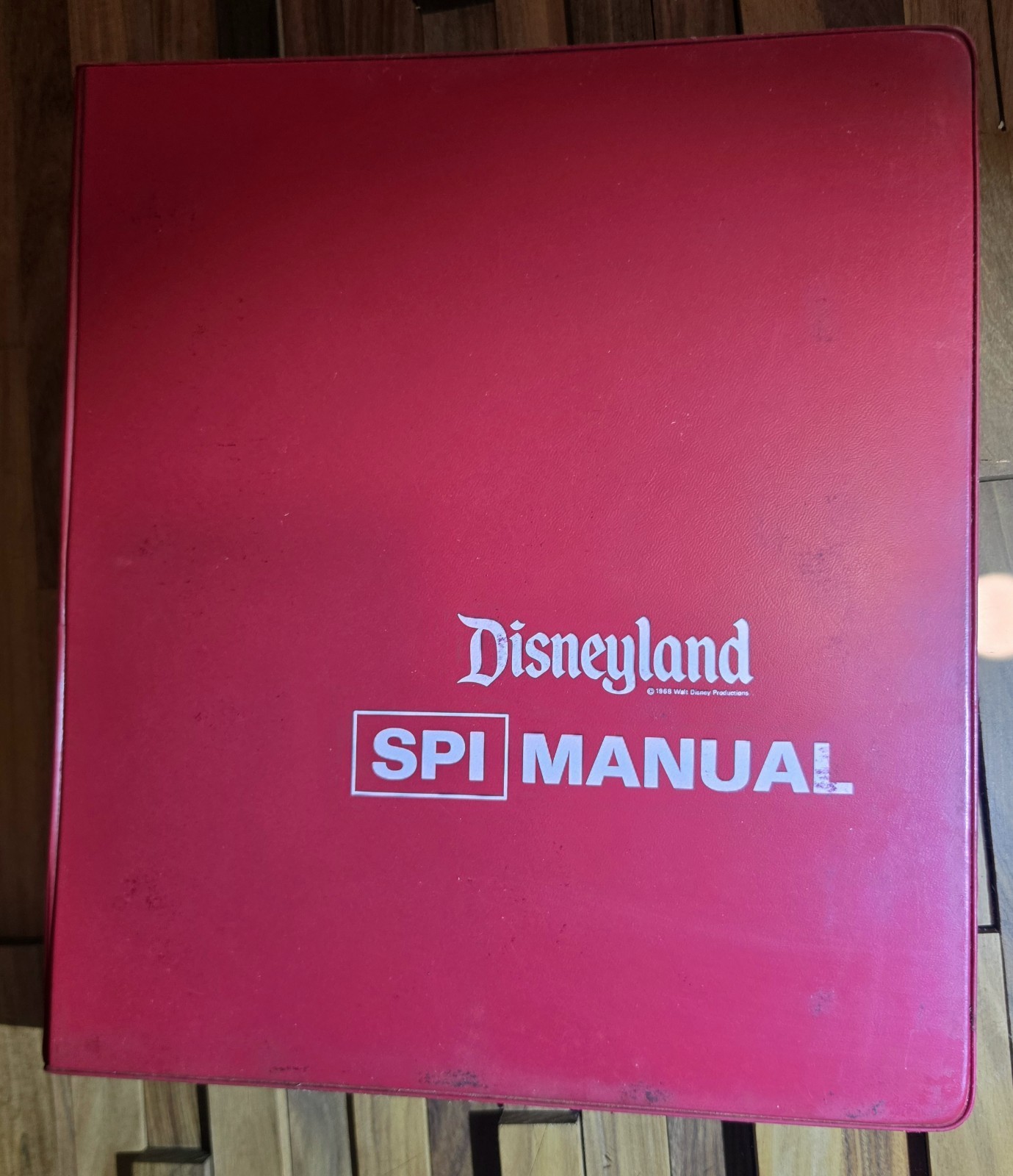 Vtg 1968 Disneyland SPI Manual Complete Binder Cast Member Employee
