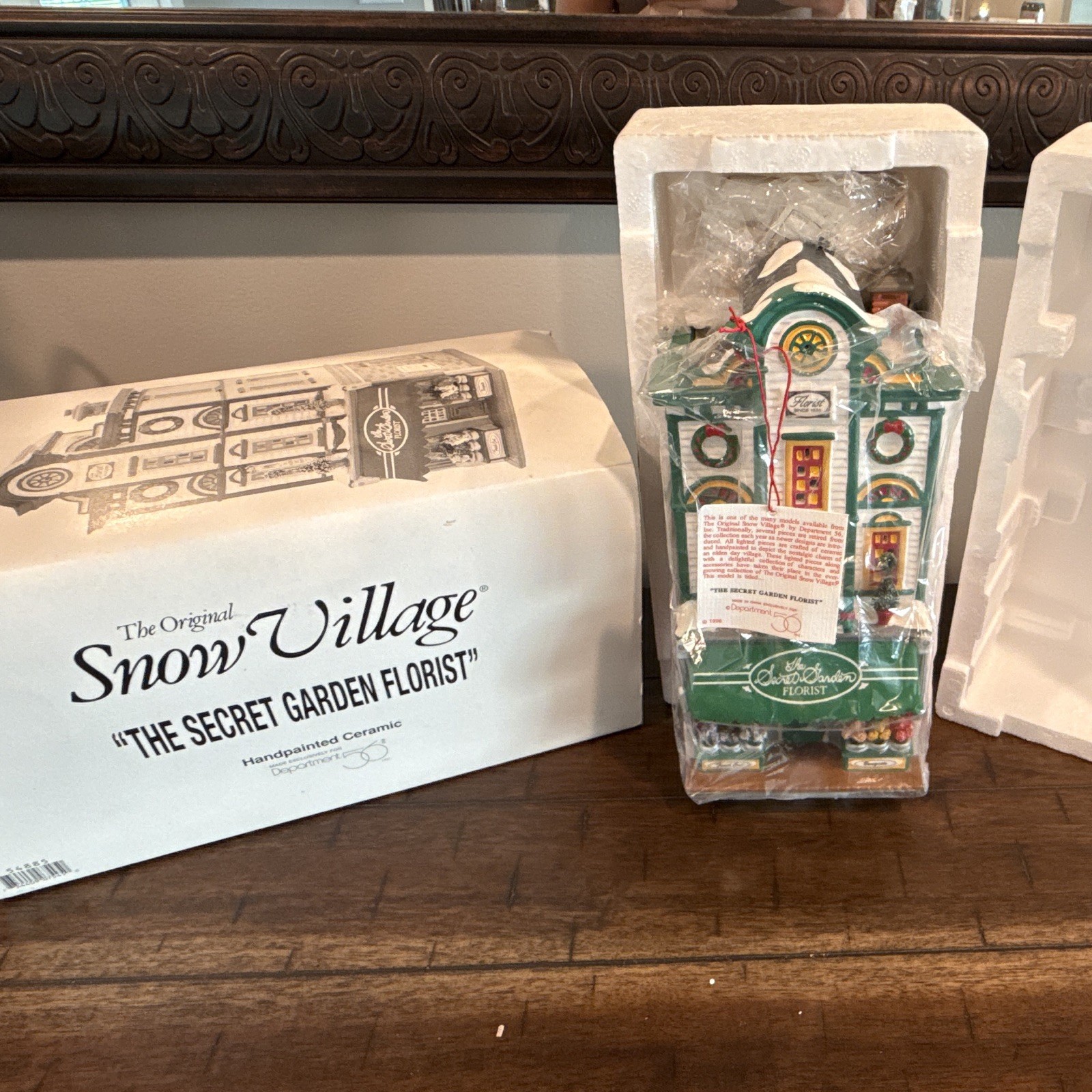 Department 56 Snow Village “The Secret Garden Florist” Hand Painted Boxed 1996