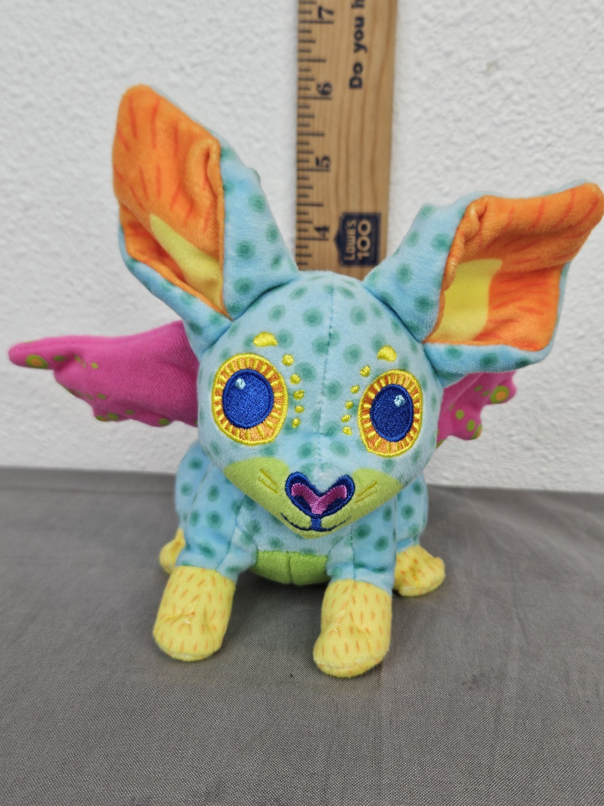 Disney Coco Alebrijes Blue Magnetic Shoulder Pal - No disc