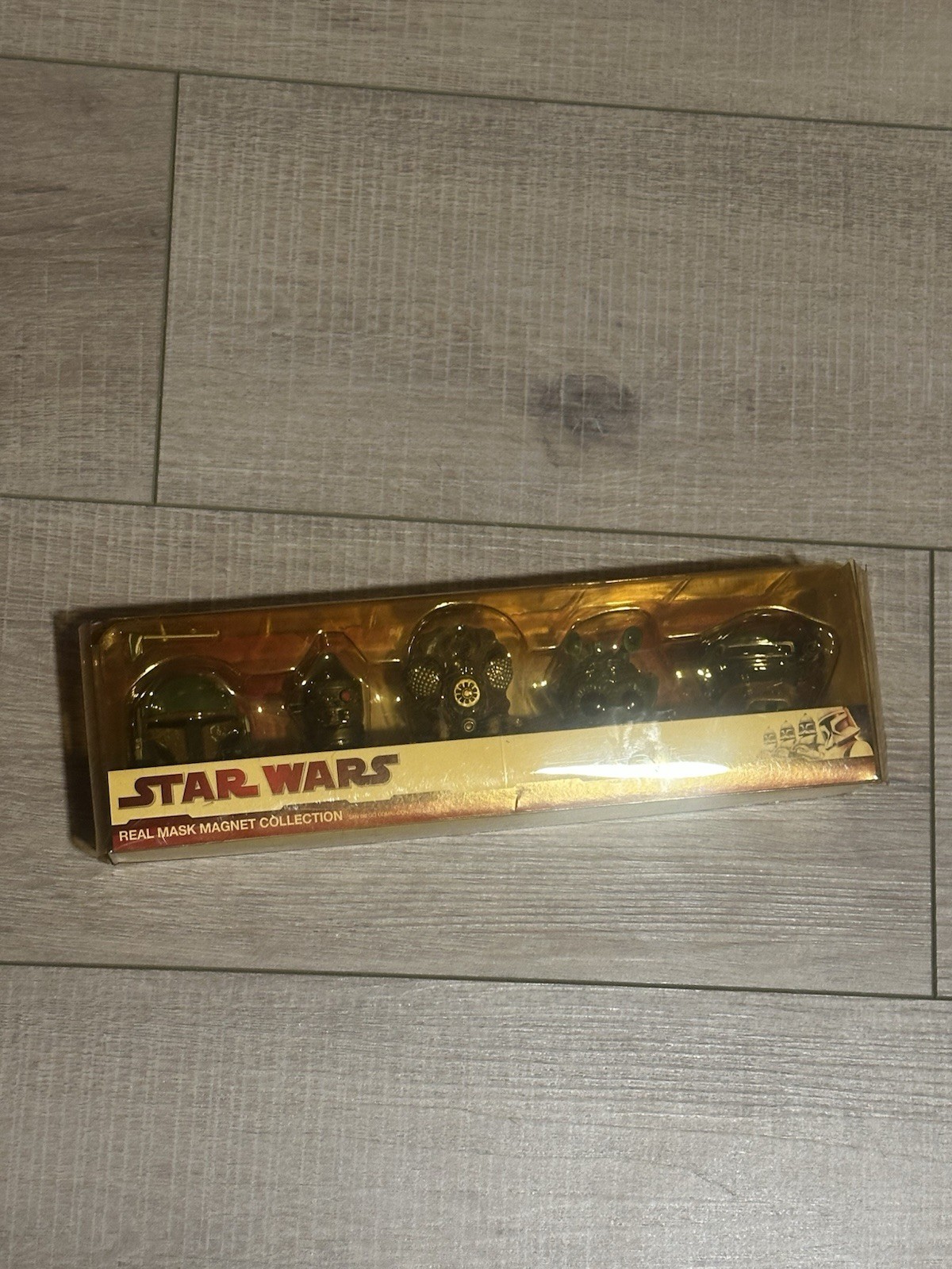 2010 San Diego Comic Con Exclusive Star Wars Real Mask Magnet Collection