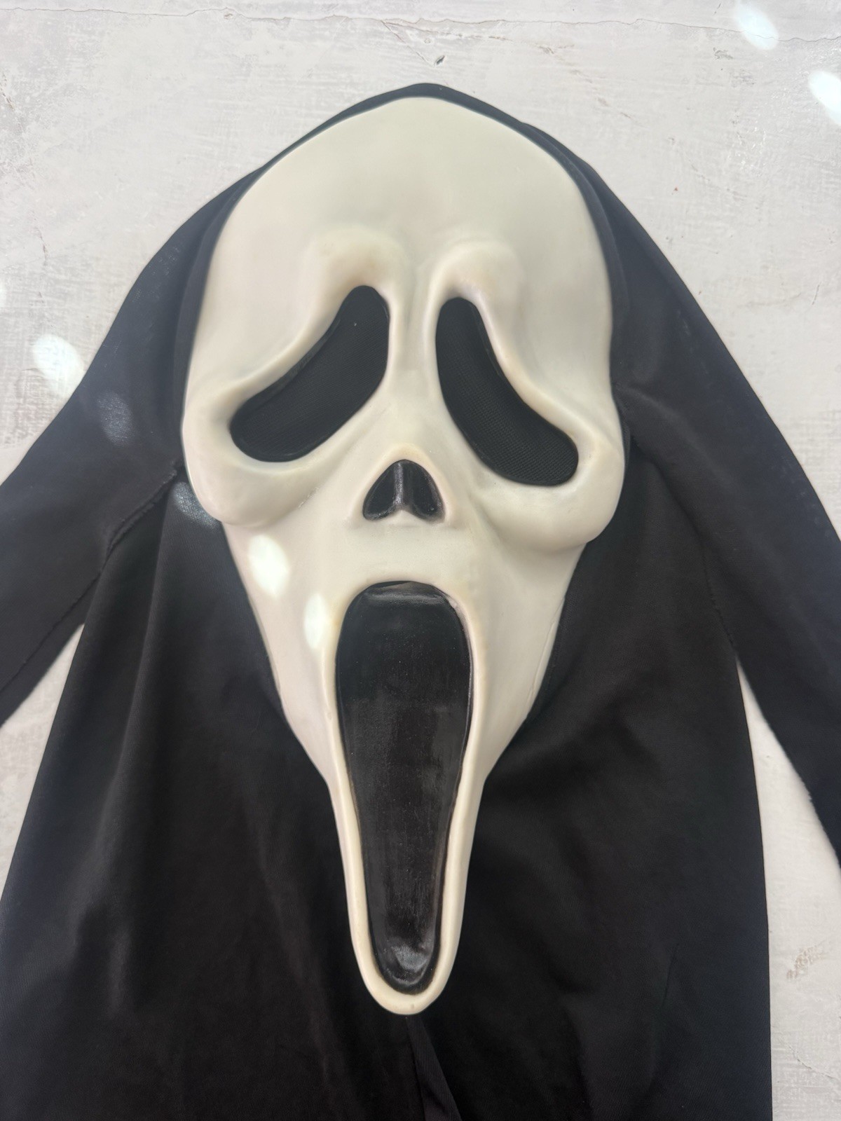 Vintage Ghost Face Scream Movie Mask Gen 2 Poly 97-99 Fun World Div