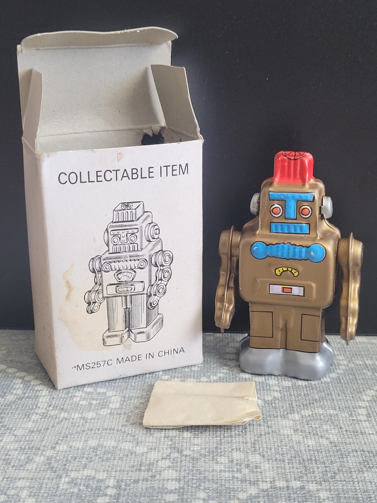 MS257C MECHANICAL ROBOT WIND UP SPACEMAN SPACE TOY WITH BOX