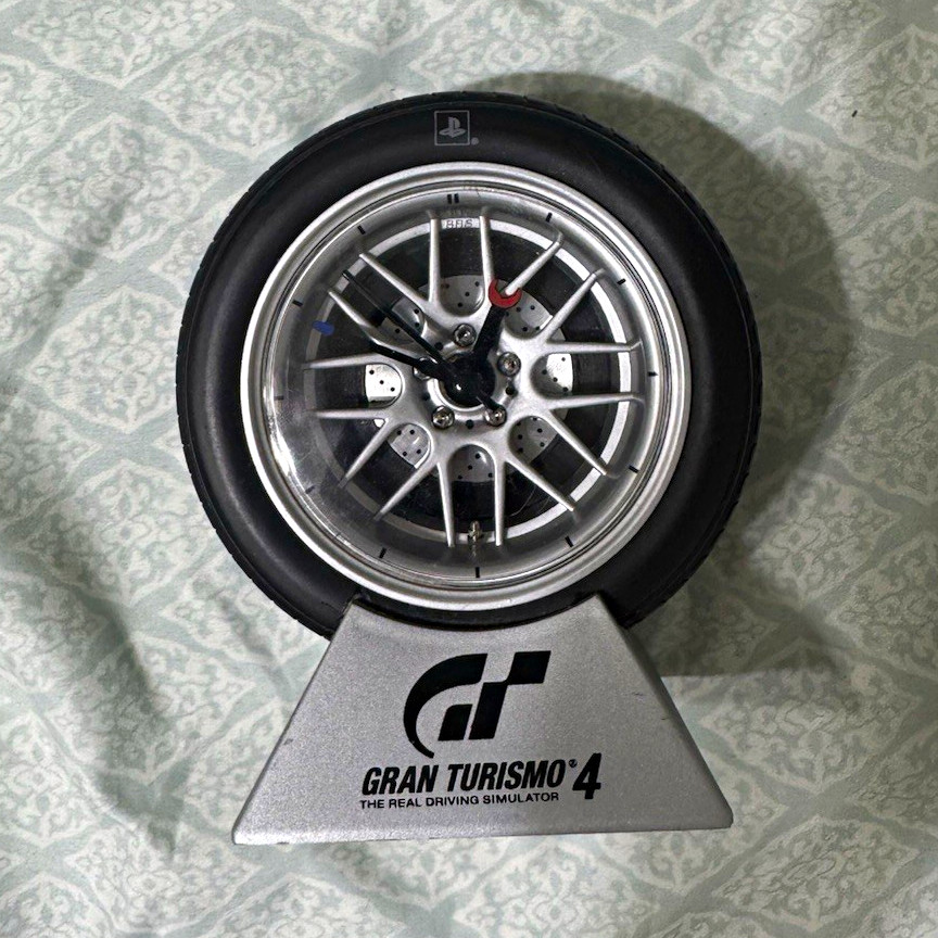 Gran Turismo 4 2004 GT Wheel & Tire Collectible Desk Clock Battery Powered