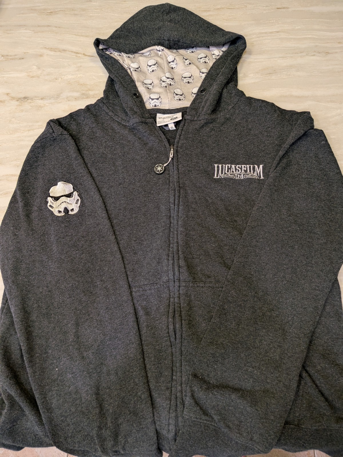 AUTHENTIC Disney Employee Exclusive STAR WARS Lucasfilm Zip Hoodie - Size XL
