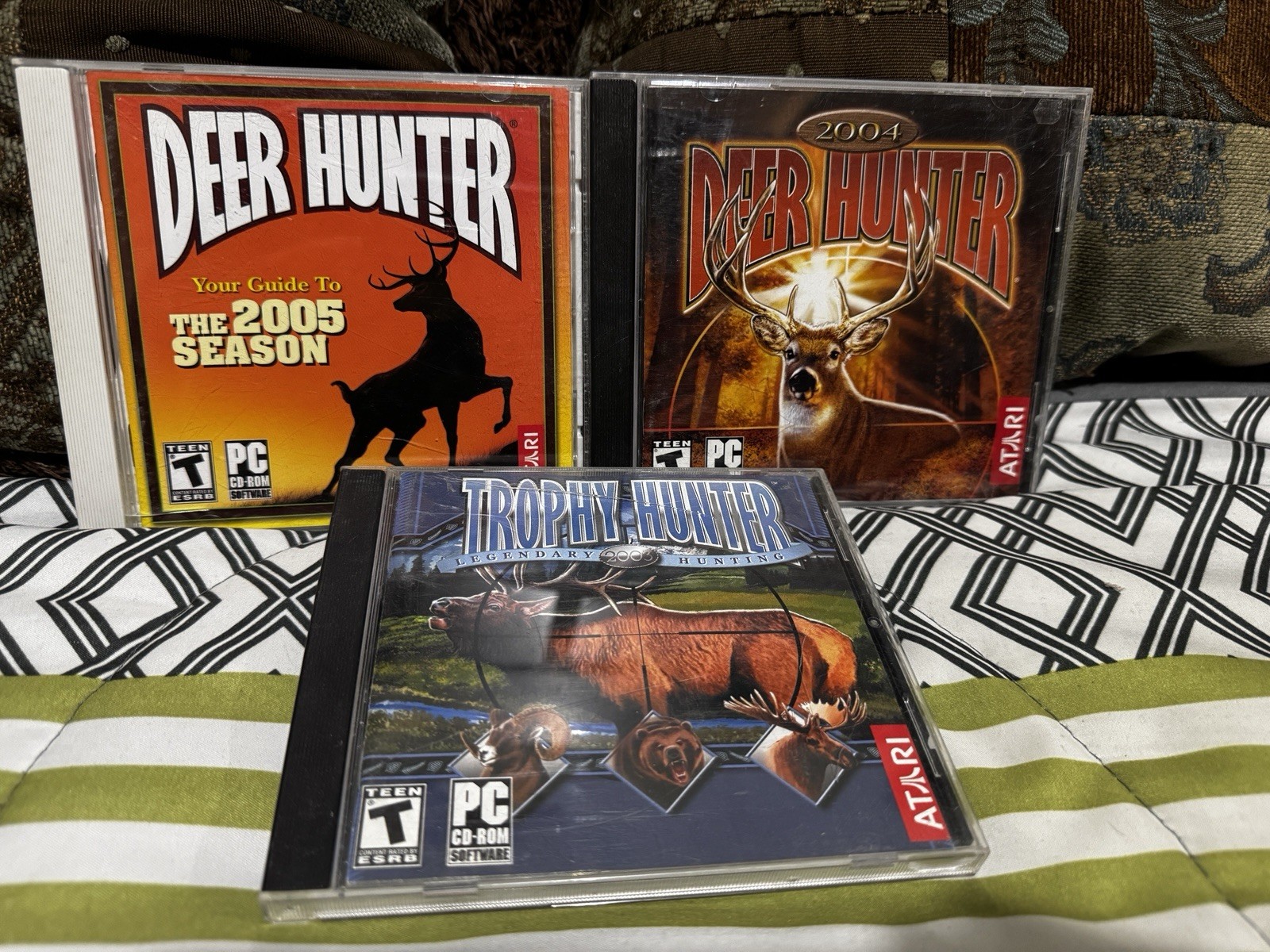 PC GAMES Atari Deer Hunter (2004 & 2005)  & Trophy Hunter 2003 *FREE SHIPPING*