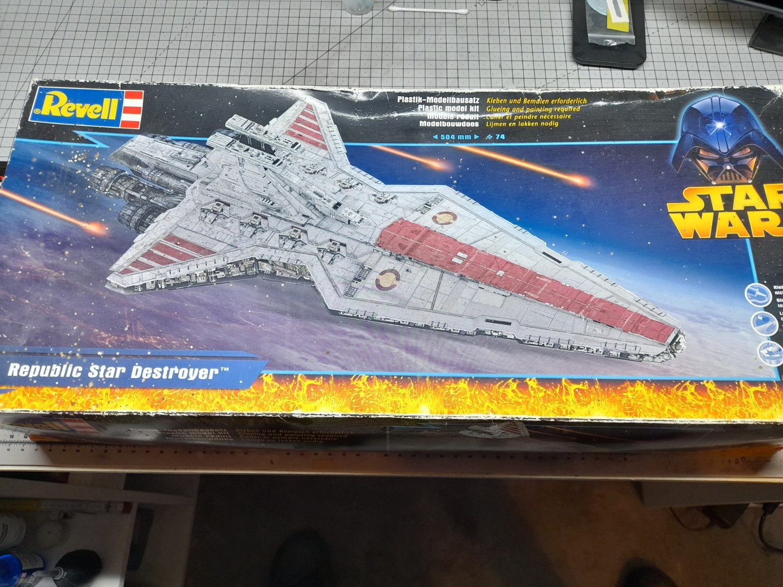 Star Wars Revell Republic Star Destroyer Model Kit With Green Strawberry...