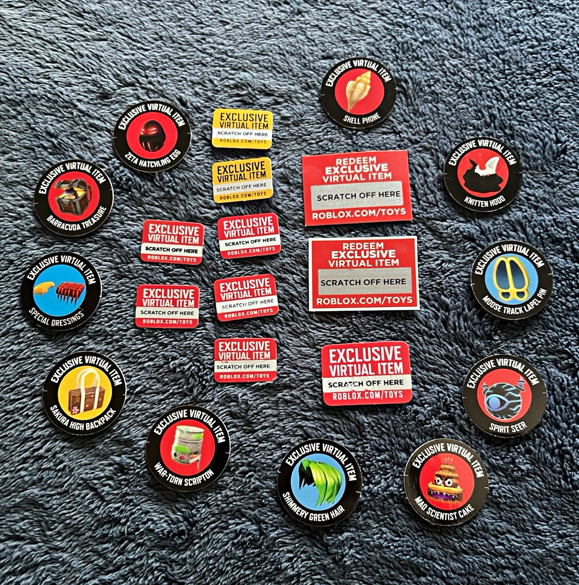Roblox Exclusive Virtual Item Codes Scratch-Off Cards, Circular Tokens Lot