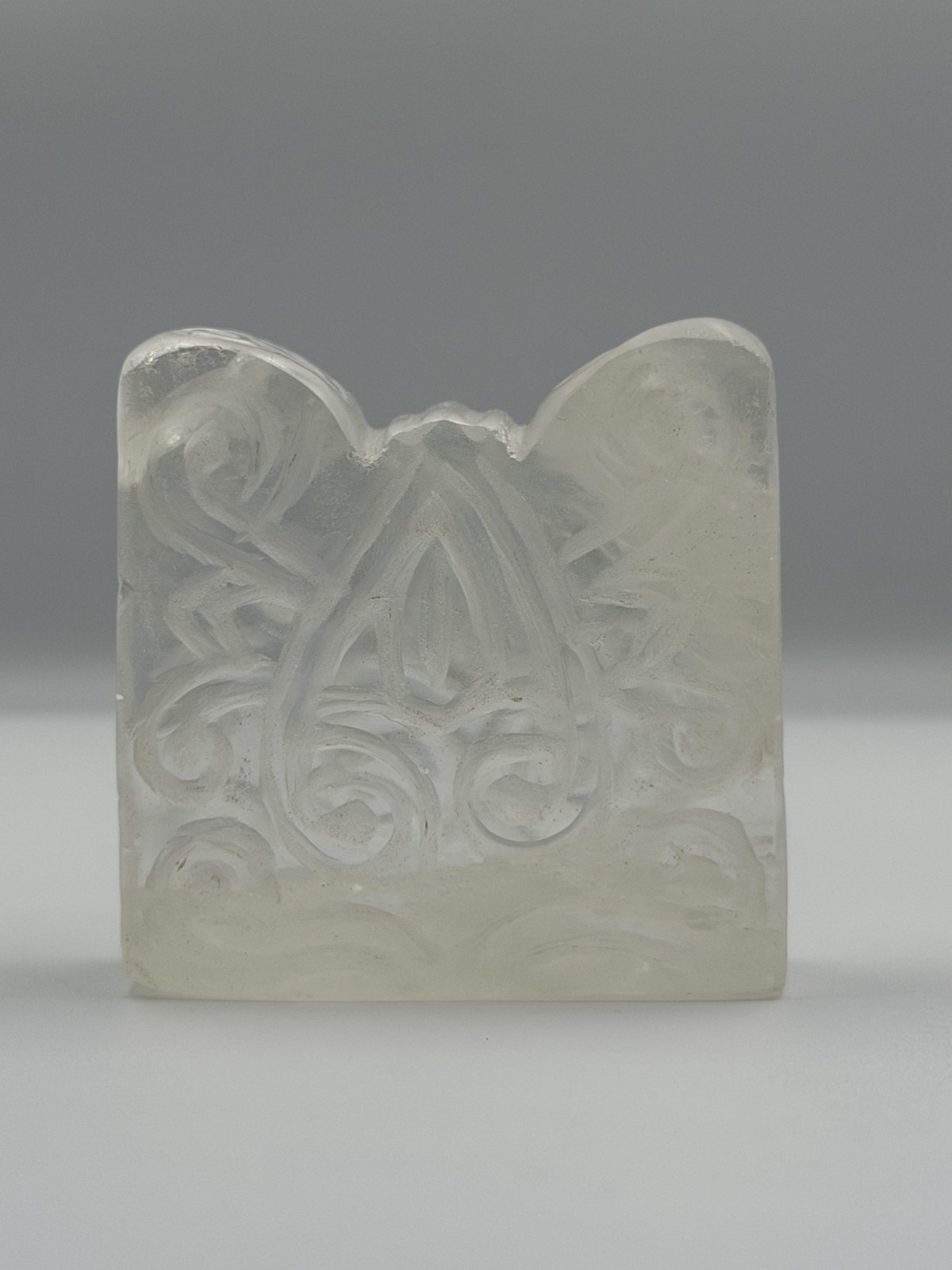 Rare Clear Quartz Chess Piece Hand Carved Floral Design Rock Crystal Chessman 5.