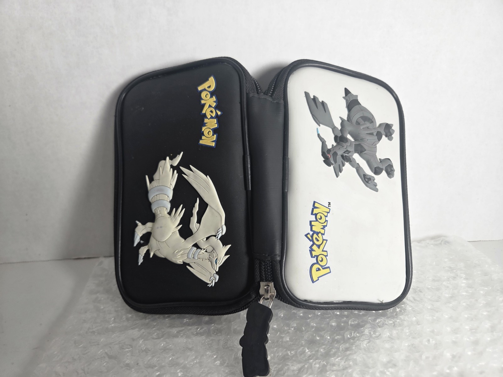 Nintendo Pokemon Black and White DS Carrying Case Pouch Zekrom and Reshiram