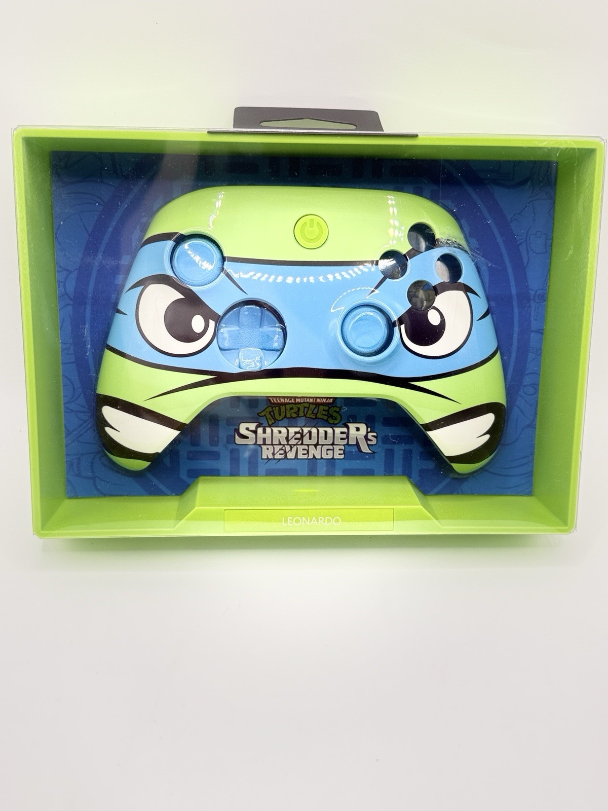 Candy Con TMNT Leonardo Framed Edition GameStop Exclusive