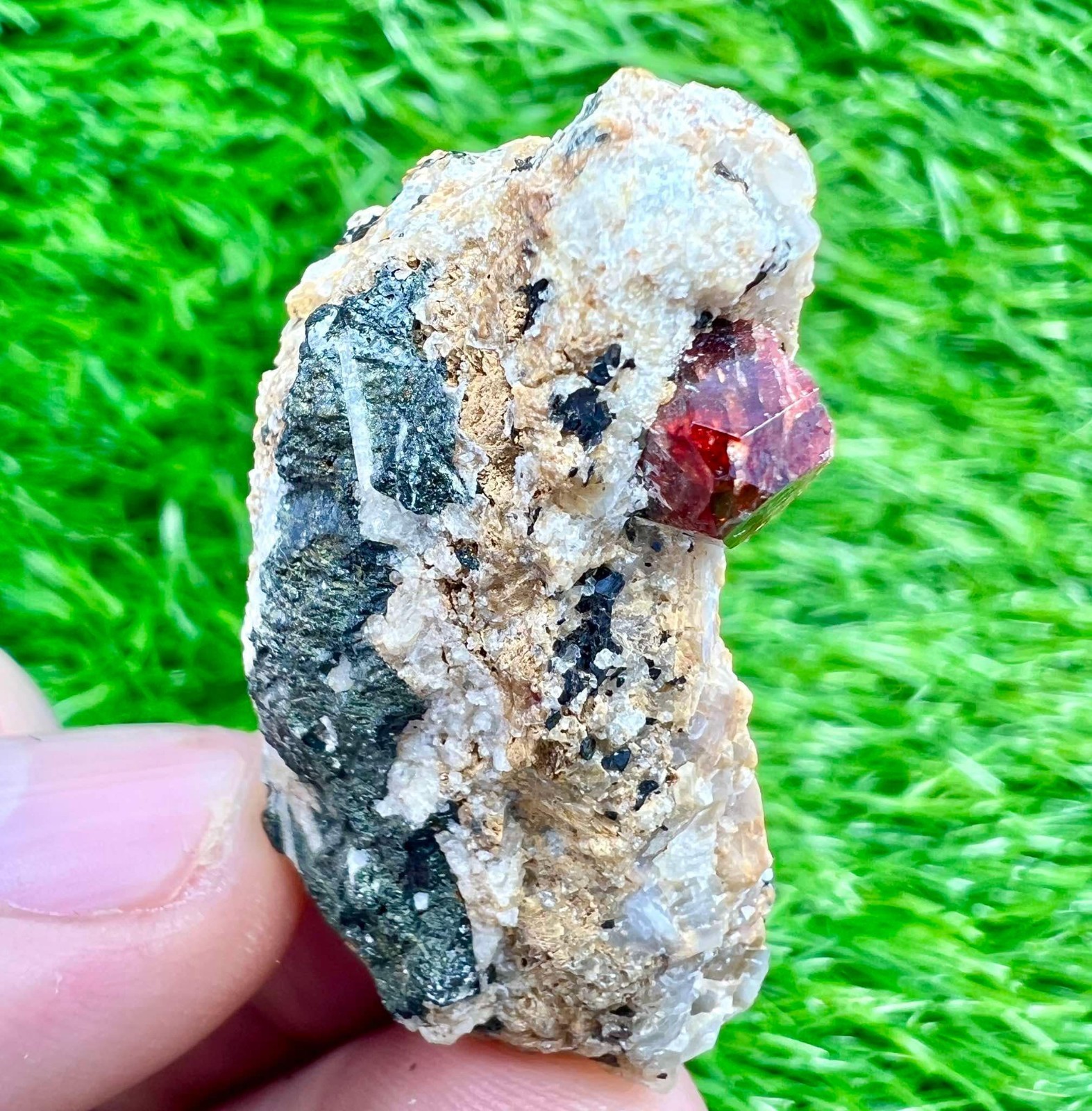 106 CT Fluorescent Zircon Crystal On Matrix From Skardu Pakistan a42