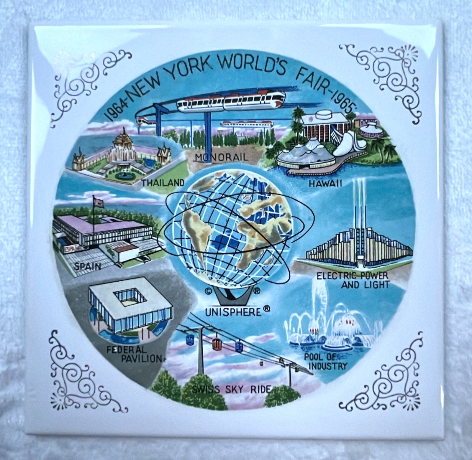 VINTAGE 1964-1965 NEW YORK WORLD\'S FAIR DECORATIVE TILE WALL PLAQUE