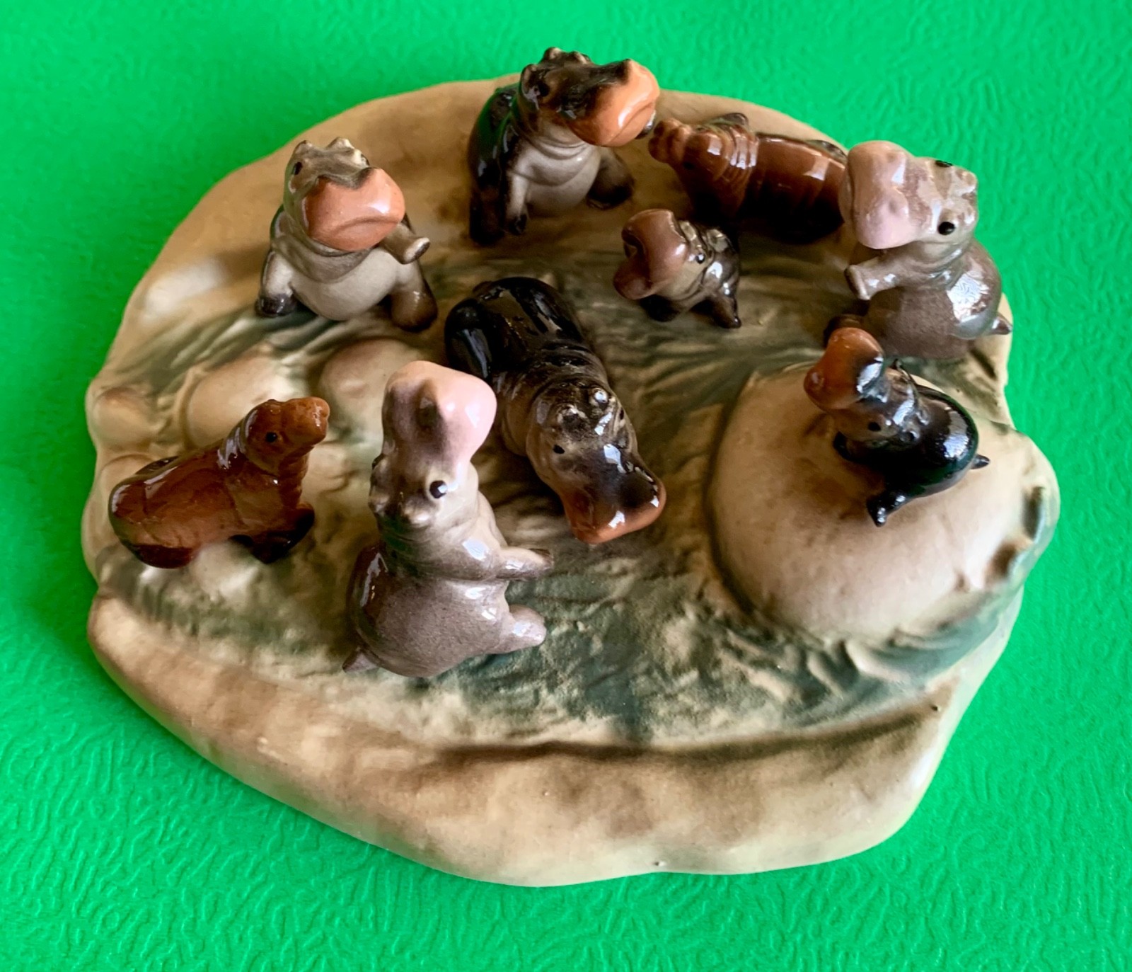 Vintage Hagen Renaker Specialties Hippo River with more hippo friends
