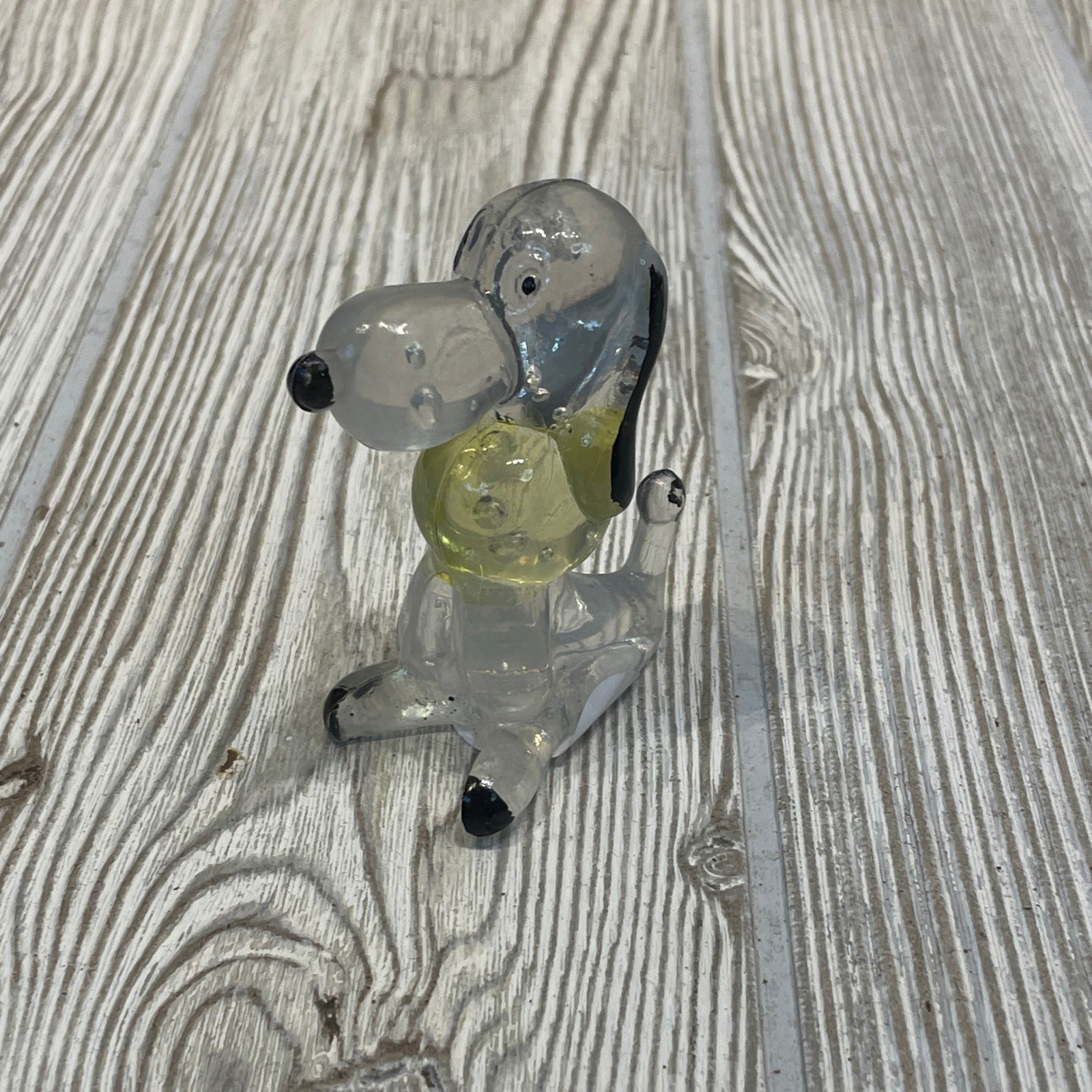Vintage Snoopy Peanuts Lucite Figurine Miniature Clear Sitting Dog Collectible
