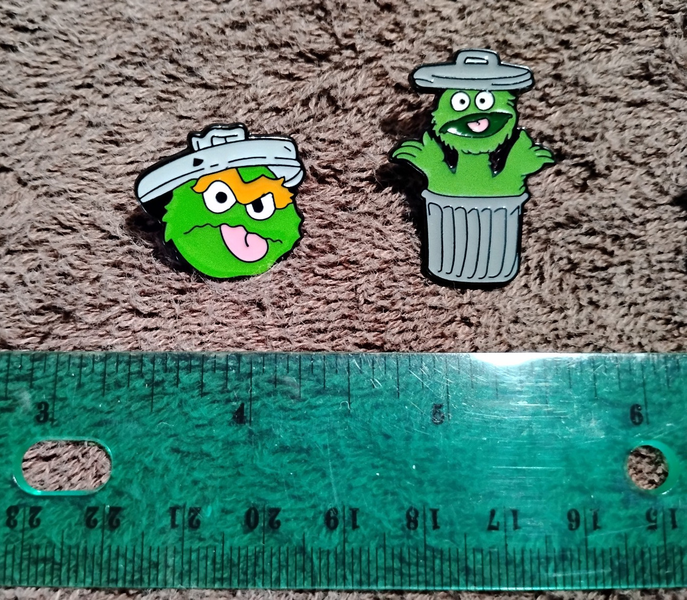 New OSCAR THE GROUCH SESAME STREET PIN SET metal enamel muppet pins monster lot